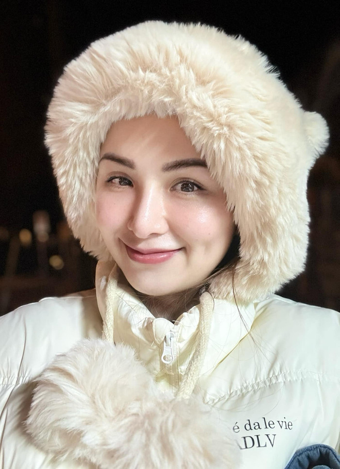 Sao Việt 15/1: Mỹ Tâm gợi cảm bất ngờ, Lý Hùng phong độ ở tuổi 54 - 4