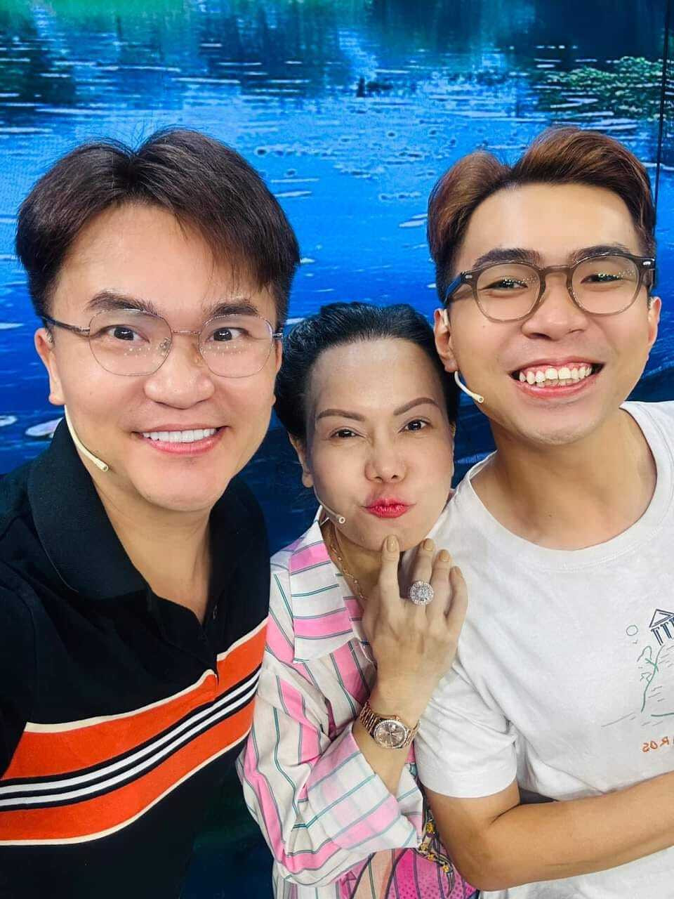 Sao Việt 16/1: NSND Hồng Vân khoe 'bản sao', Xuân Bắc muốn thành lập nhóm nhạc - 8