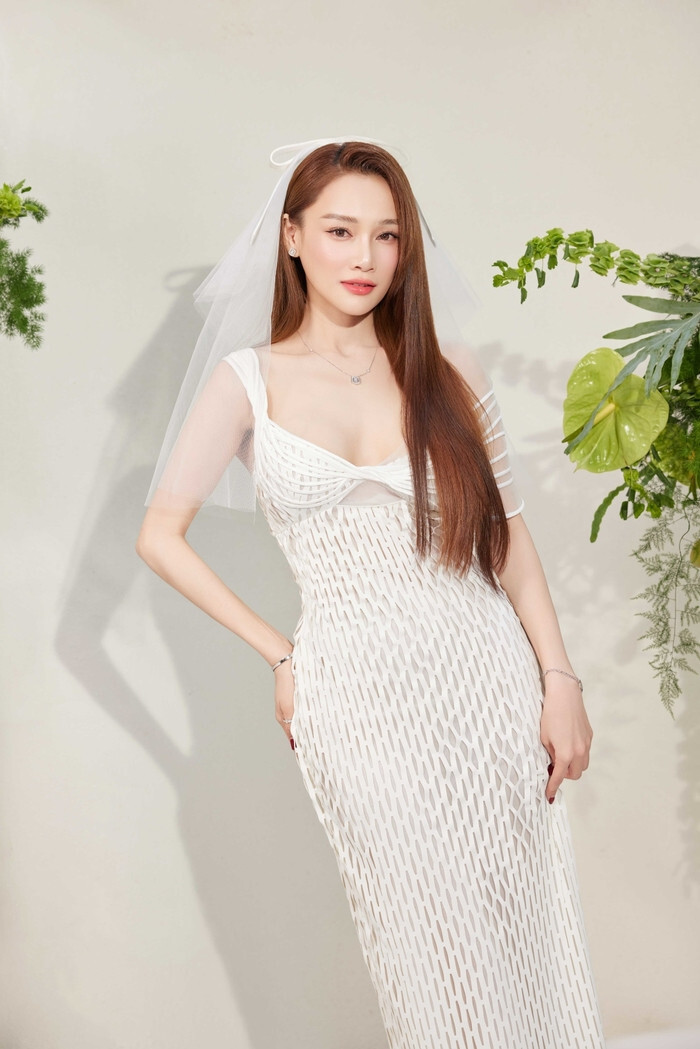 Sao Việt 21/1: Con gái Vũ Linh đóng kịch Tết, Nhã Phương đẹp dịu dàng - 2