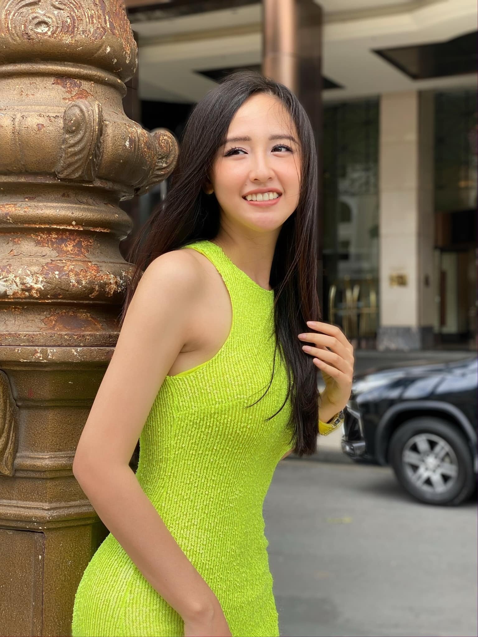 Sao Việt 24/1: Chí Trung gọi bạn gái là 'nóc nhà', Mai Phương Thuý dáng thon gọn - 2