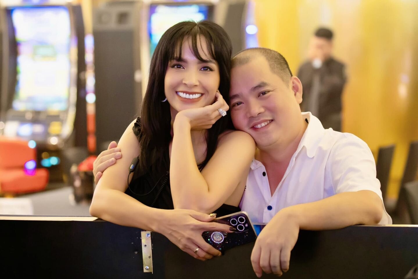 Sao Việt 24/1: Chí Trung gọi bạn gái là 'nóc nhà', Mai Phương Thuý dáng thon gọn - 6