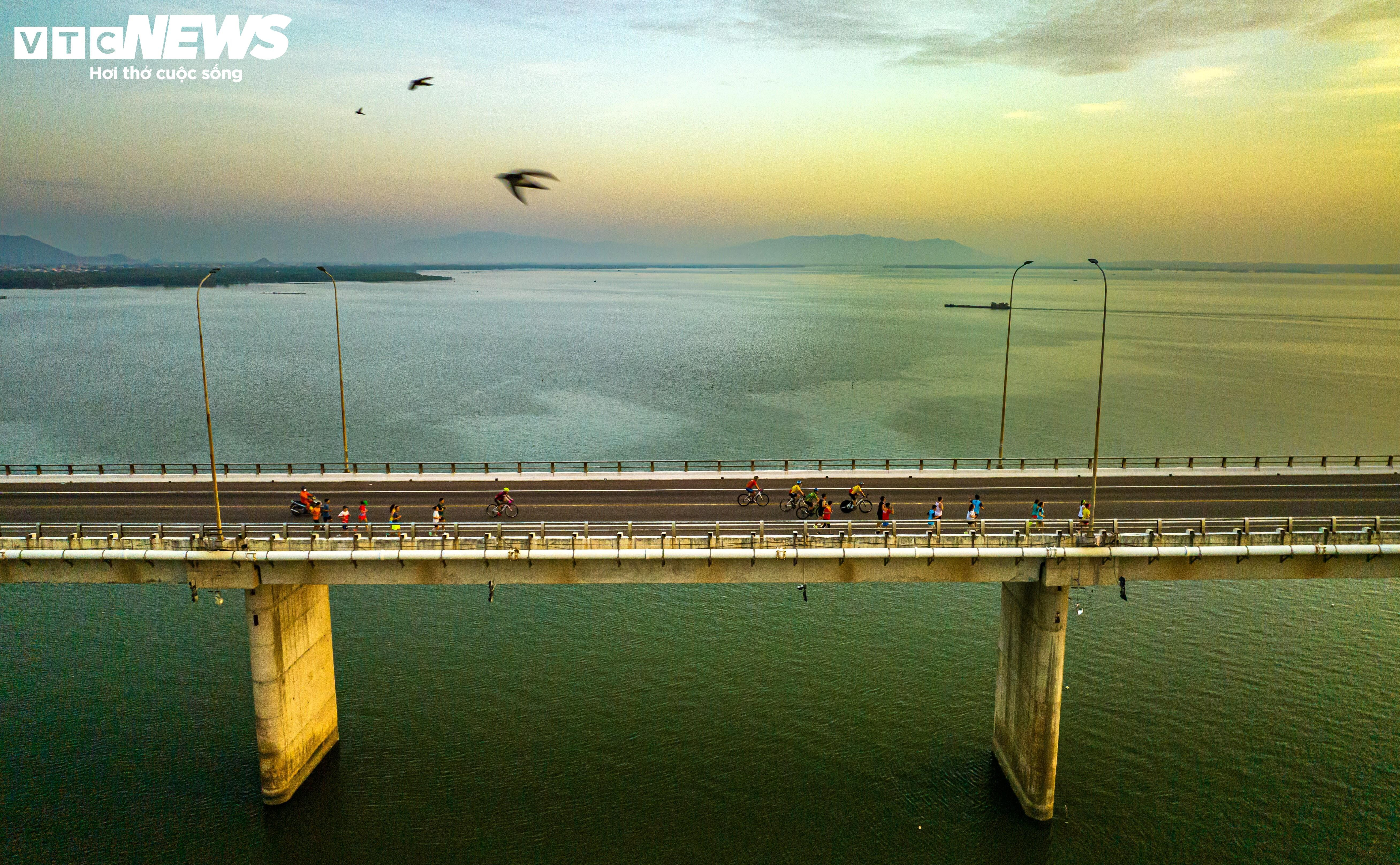 Bình Định chi gần 30 tỷ sửa cầu vượt biển từng dài nhất Việt Nam - 10