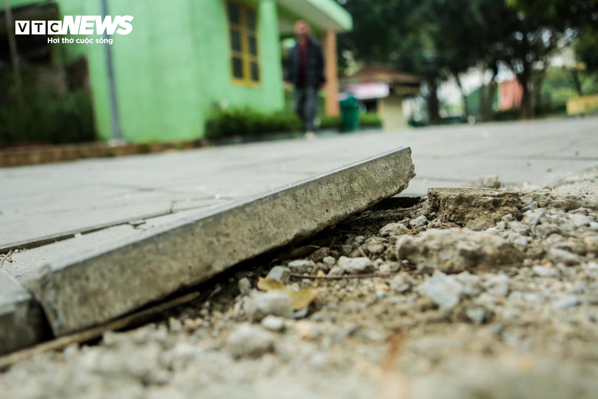 Hiện trạng xuống cấp của 2 công viên lớn ở Hà Nội sắp được cải tạo - 5