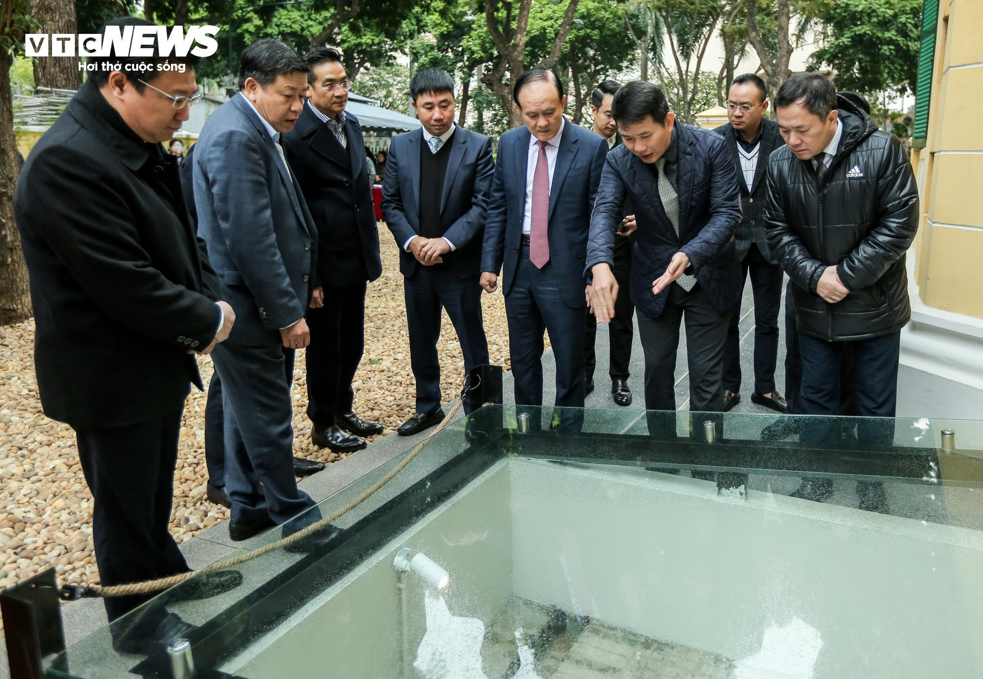 Biệt thự Pháp cổ từng gây tranh cãi mở cửa đón khách sau 2 năm trùng tu - 6