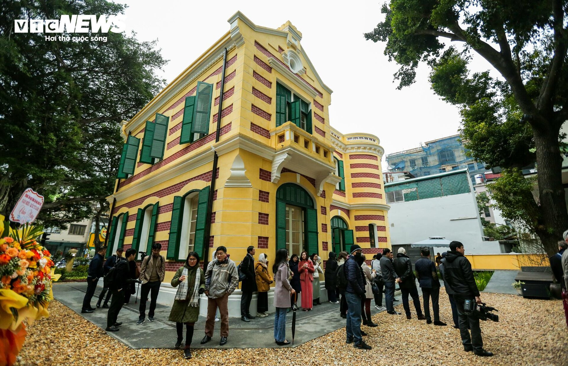 Biệt thự Pháp cổ từng gây tranh cãi mở cửa đón khách sau 2 năm trùng tu - 2