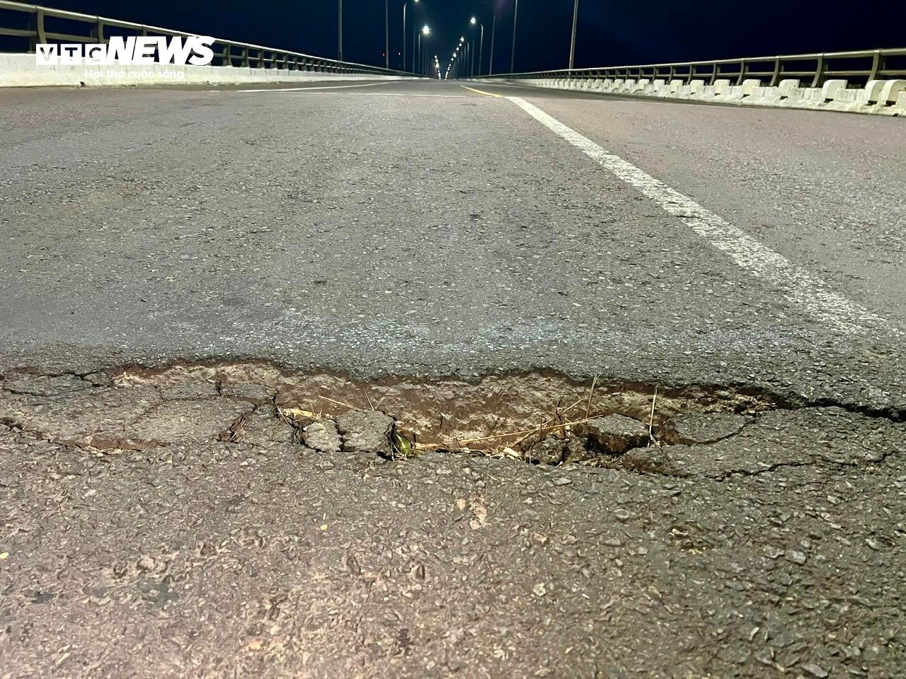 Bình Định chi gần 30 tỷ sửa cầu vượt biển từng dài nhất Việt Nam - 2