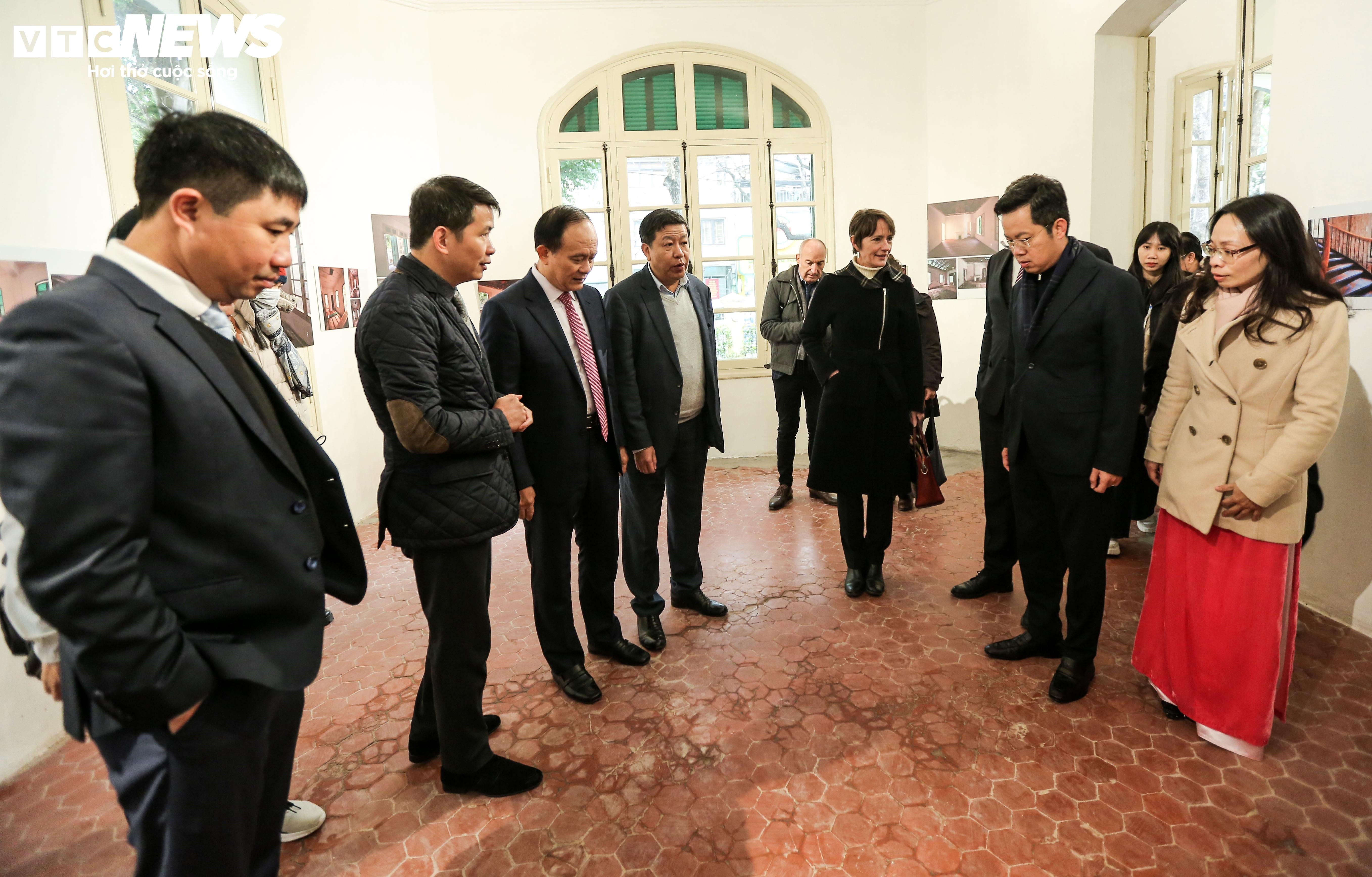 Biệt thự Pháp cổ từng gây tranh cãi mở cửa đón khách sau 2 năm trùng tu - 11