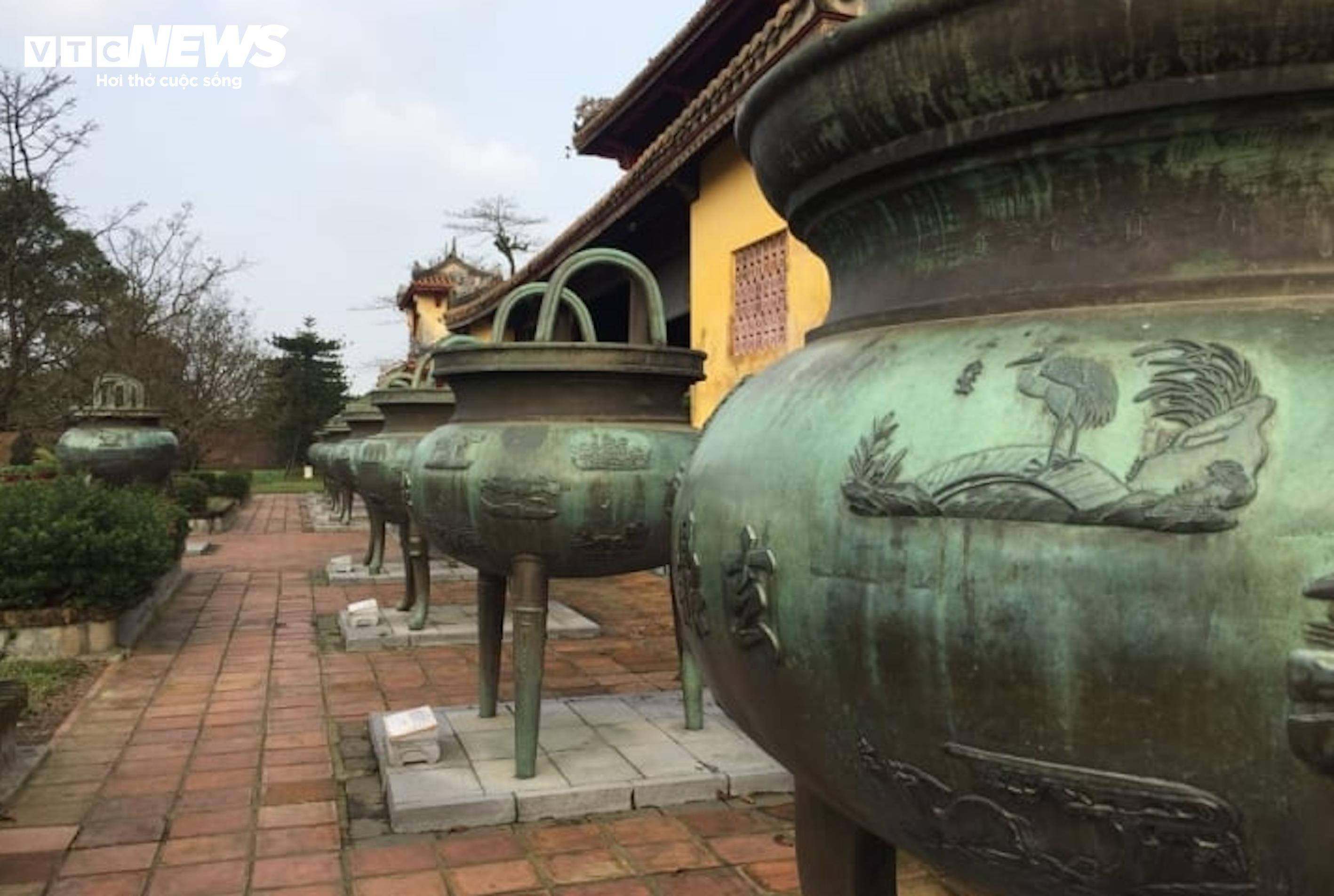 Khám phá làng đúc đồng trăm tuổi nơi sinh ra nhiều bảo vật quốc gia ở Huế - 3