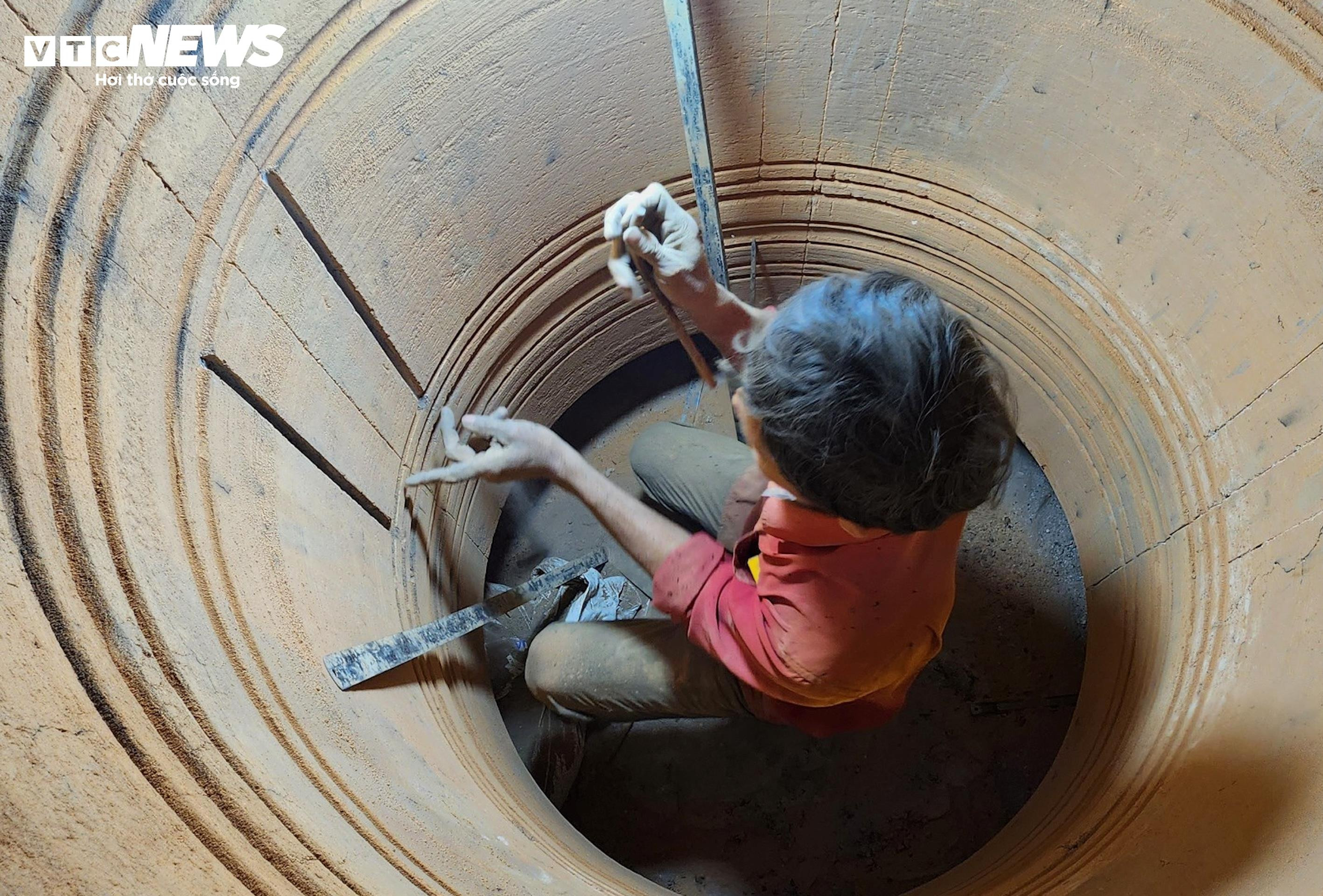 Khám phá làng đúc đồng trăm tuổi nơi sinh ra nhiều bảo vật quốc gia ở Huế - 5