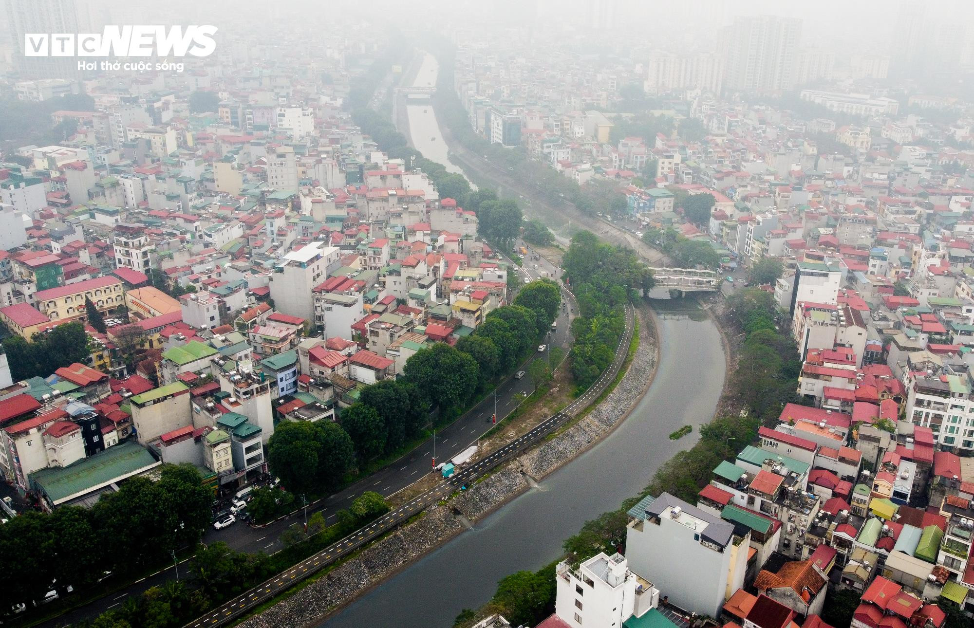 Người Hà Nội vui mừng trải nghiệm tuyến đường dành riêng cho xe đạp - 1