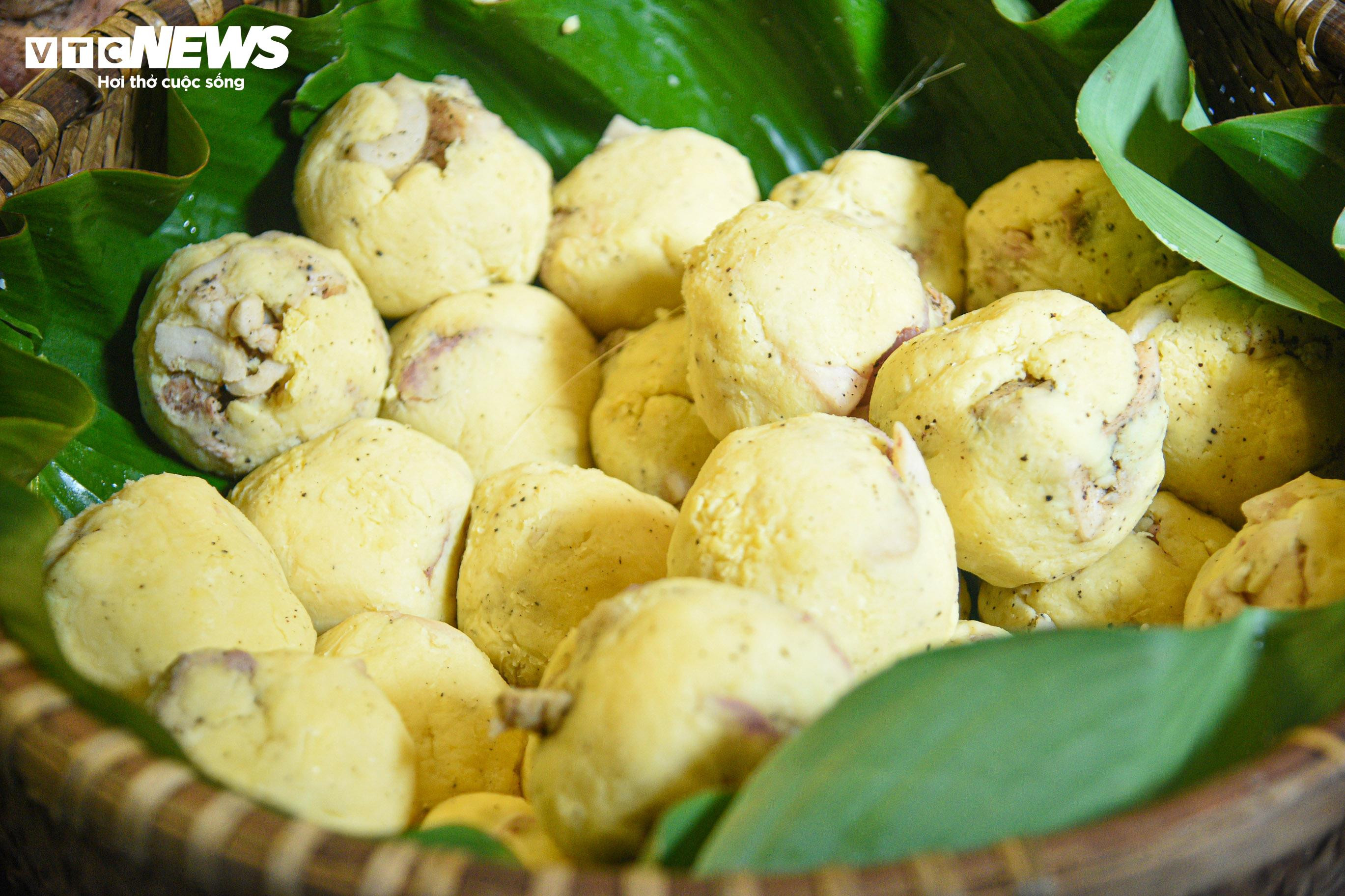 Xem người Hà Nội xưa gói bánh chưng tại Ngôi nhà di sản 87 Mã Mây - 7