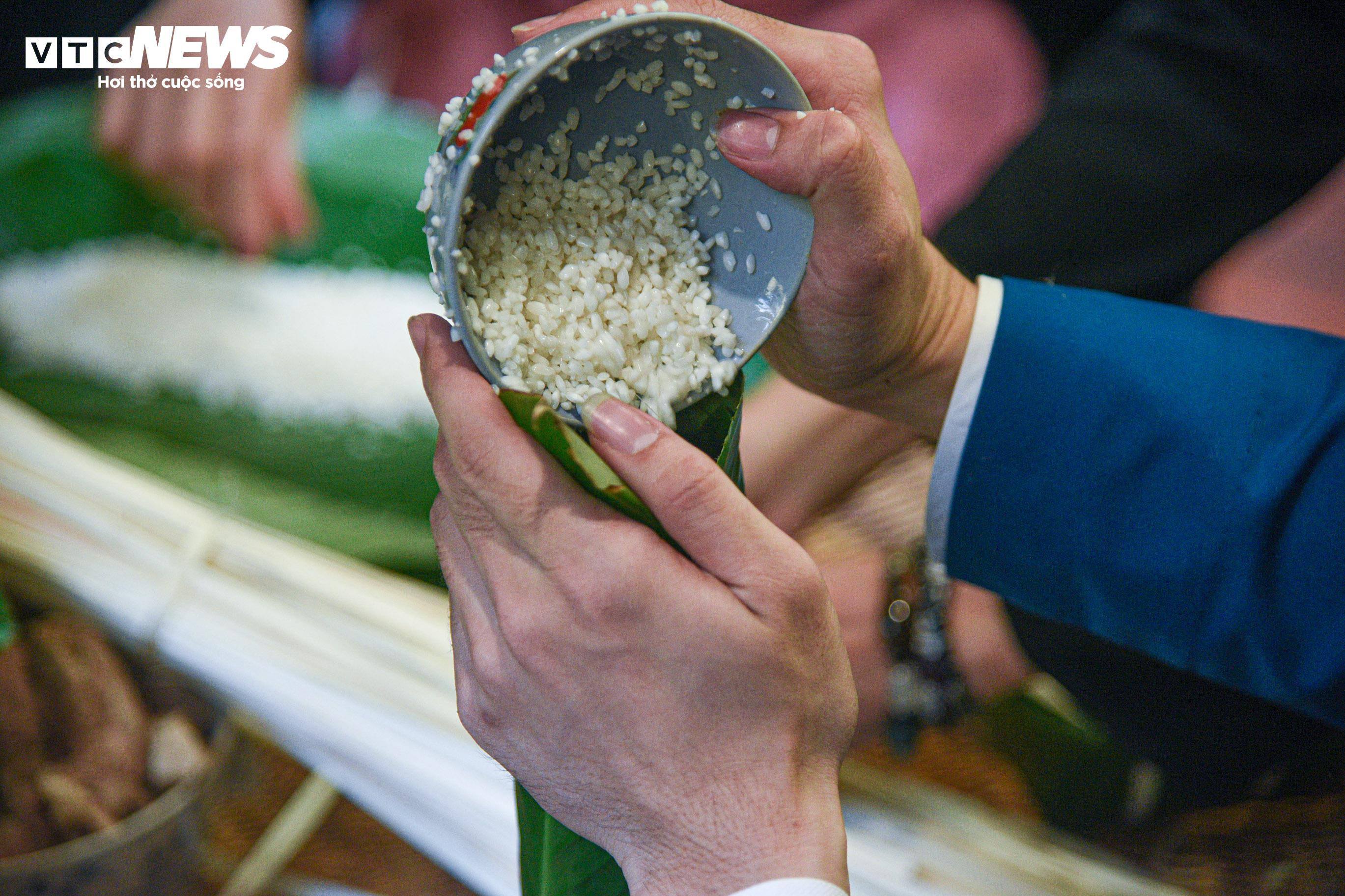 Xem người Hà Nội xưa gói bánh chưng tại Ngôi nhà di sản 87 Mã Mây - 12