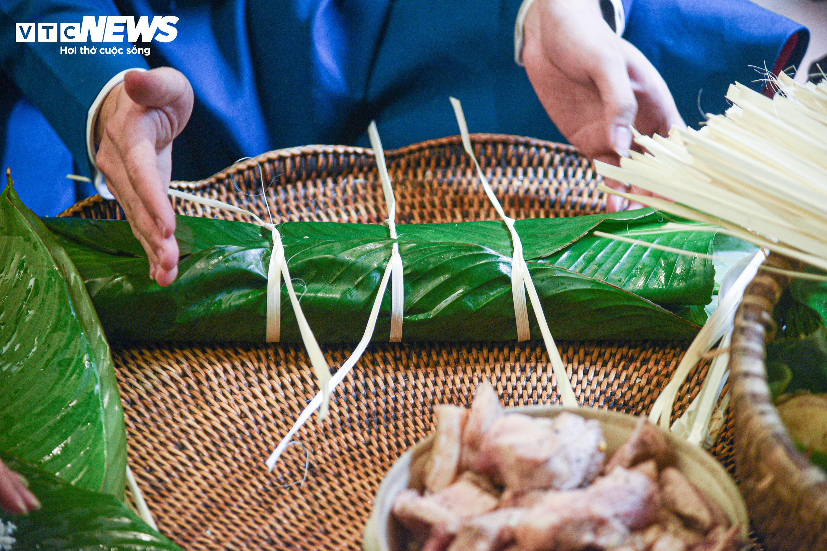 Xem người Hà Nội xưa gói bánh chưng tại Ngôi nhà di sản 87 Mã Mây - 11