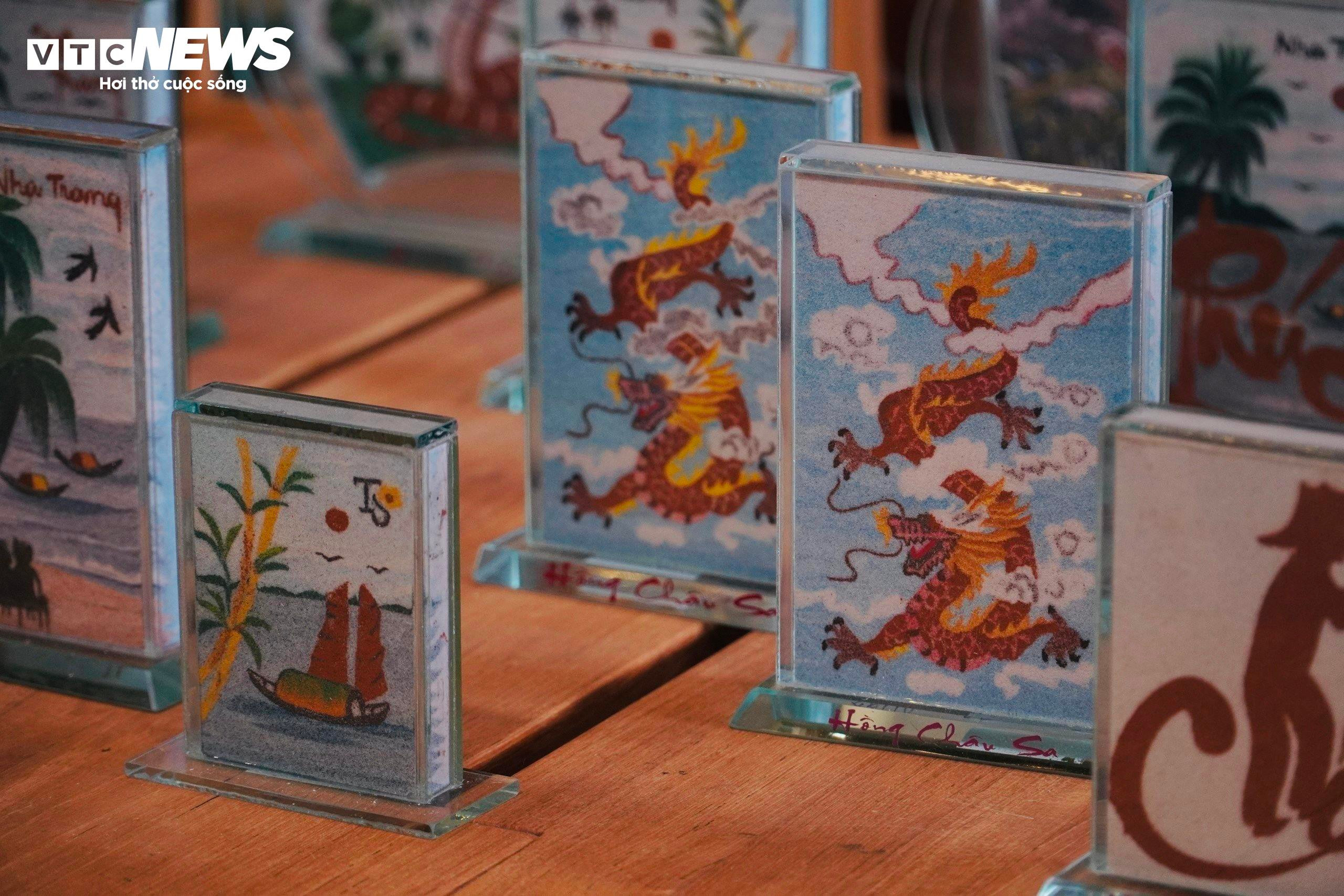 Xem nghệ nhân tạo hình những chú rồng ngộ nghĩnh bằng đất sét - 6