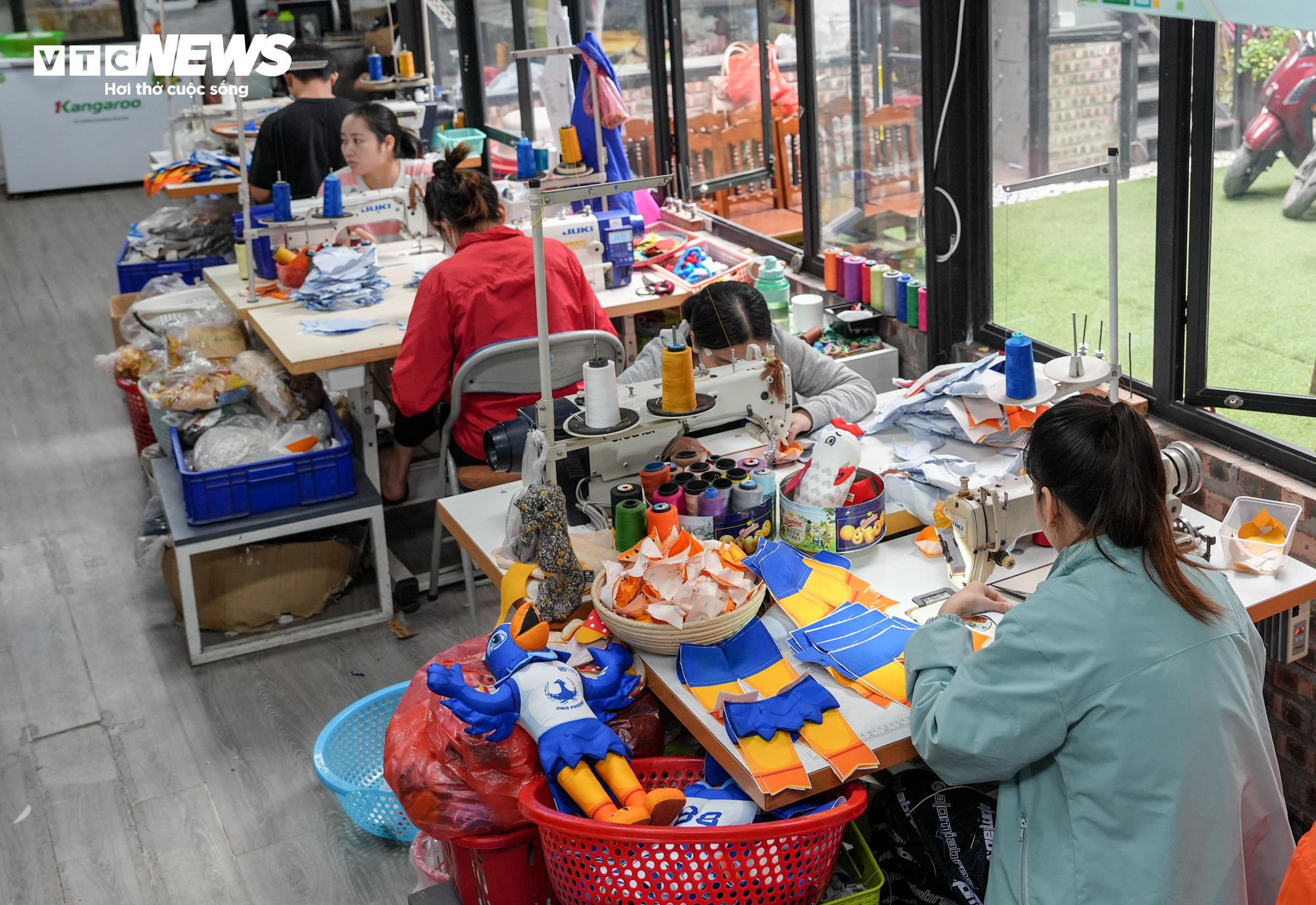 Những linh vật rồng tinh xảo được tạo ra từ bàn tay của 30 người thợ đặc biệt - 2