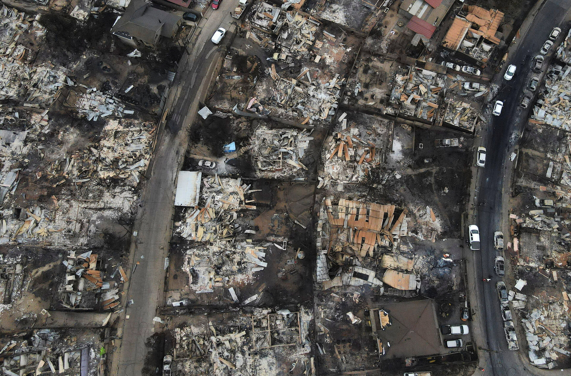 Cháy rừng tàn phá các thành phố Chile, cảnh tượng như đang ở địa ngục - 2