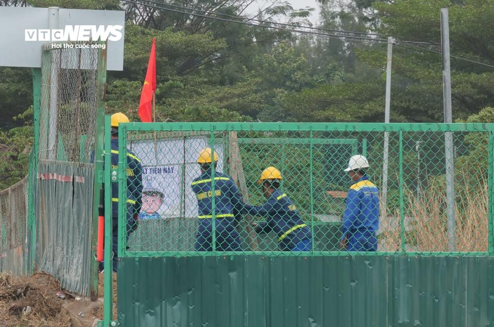 Cận cảnh nút giao hơn 800 tỷ đồng ở TP.HCM đóng kín để thi công hầm - 3