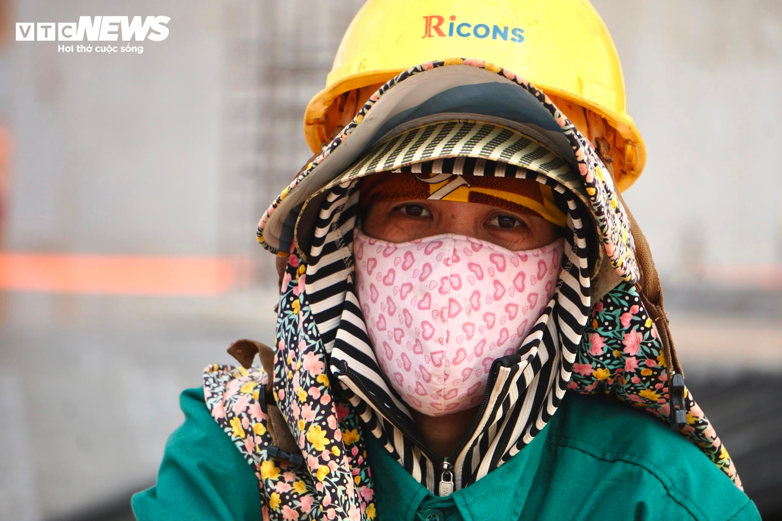 Chuyện trên công trường sân bay quốc tế Long Thành: 'Ra Tết ba má về nghen con' - 3