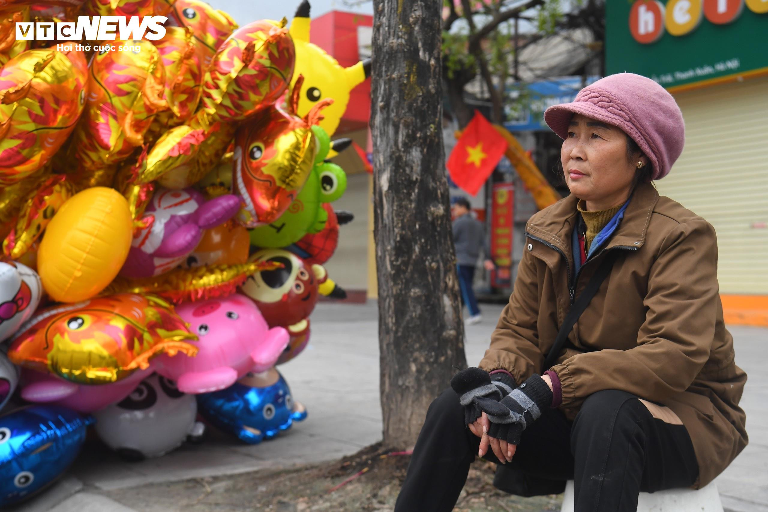 TRỰC TIẾP: Cả nước đón giao thừa Tết Giáp Thìn 2024 - 47