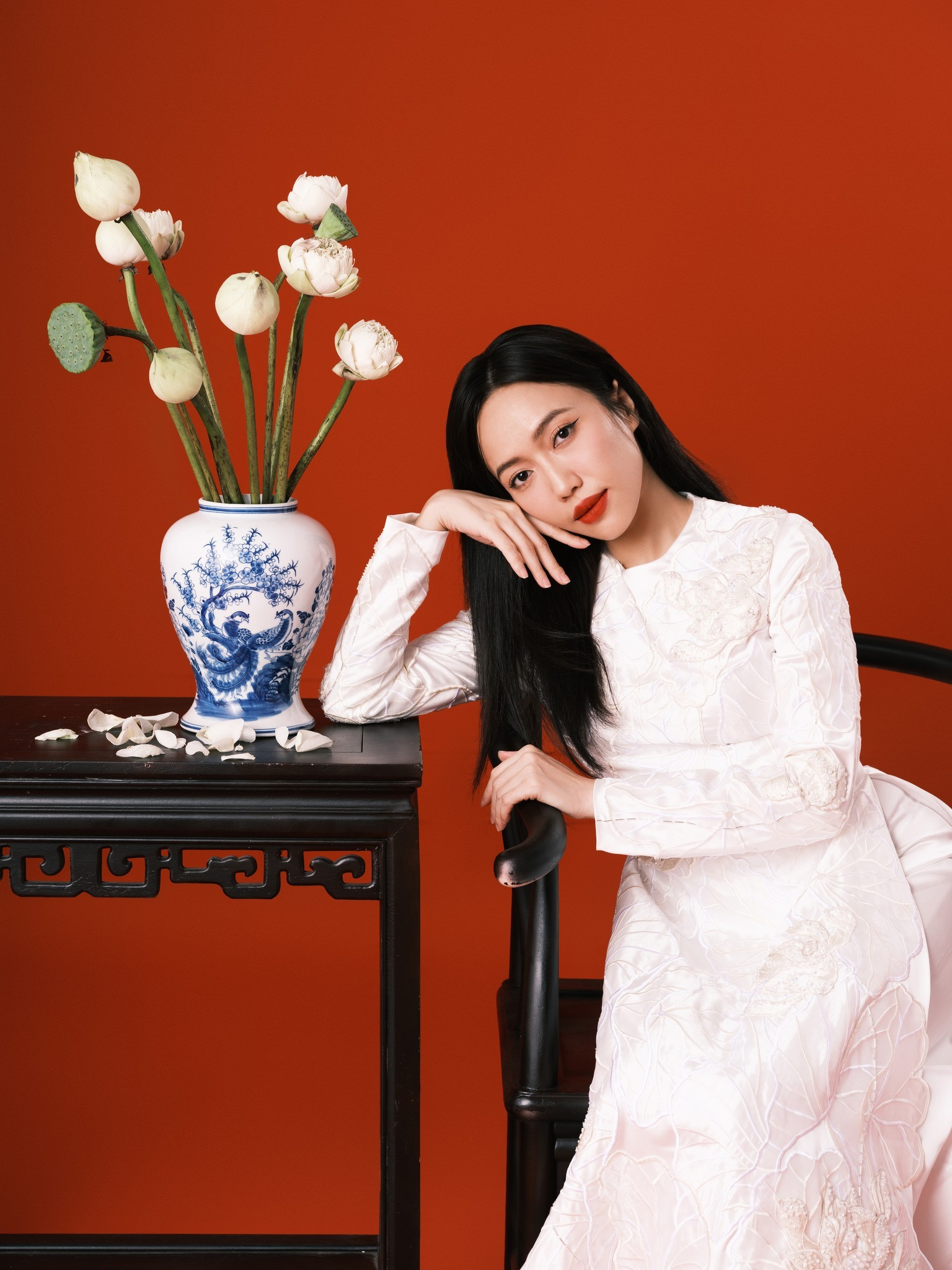 Sao Việt 9/2: Bình Tinh thăm mộ NSƯT Vũ Linh, Đỗ Hà trang hoàng nhà đón Tết - 6