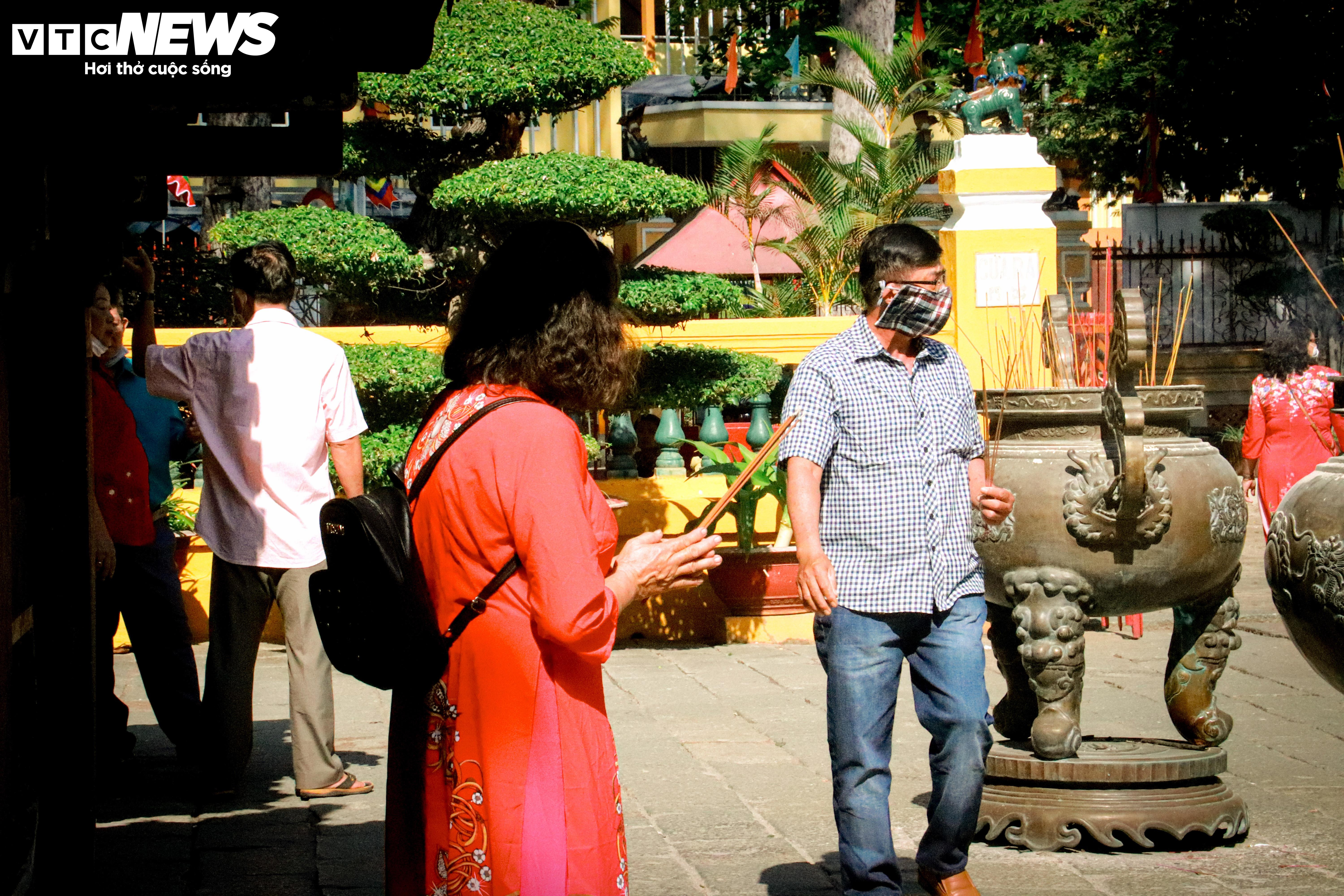 Mùng 3 Tết đi xin xăm, gieo quẻ tại lăng Tổng trấn thành Gia Định xưa - 5