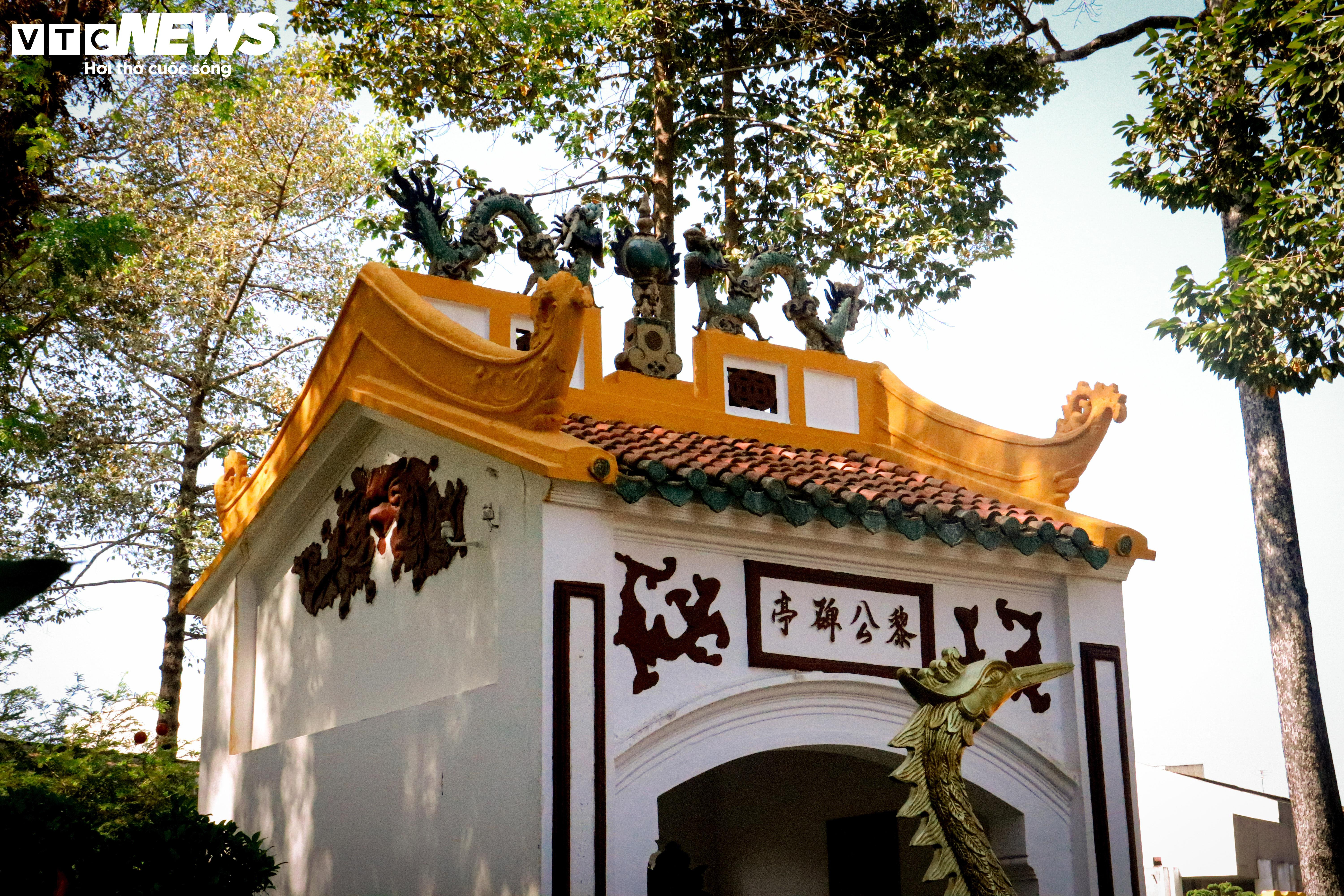 Mùng 3 Tết đi xin xăm, gieo quẻ tại lăng Tổng trấn thành Gia Định xưa - 13