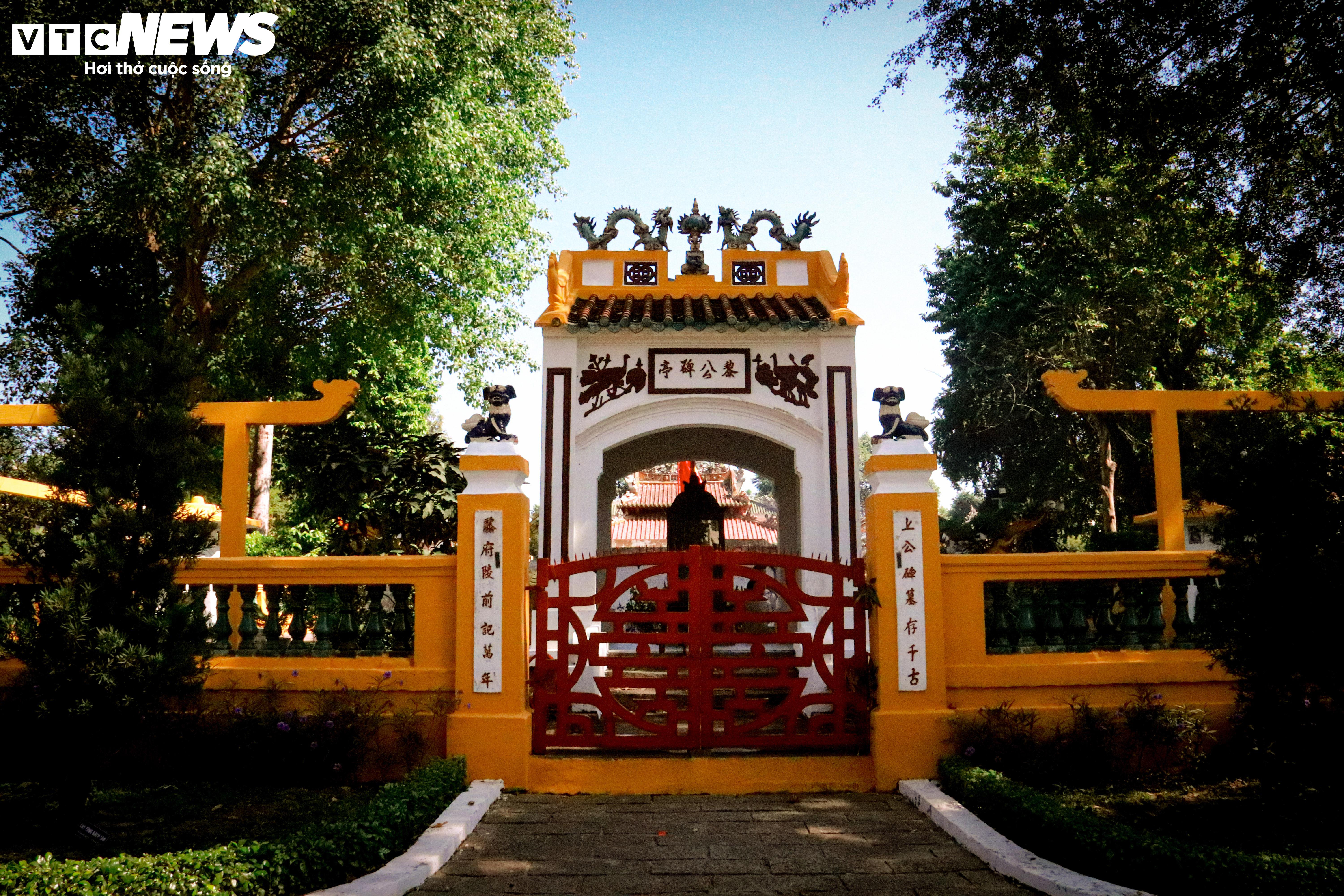 Mùng 3 Tết đi xin xăm, gieo quẻ tại lăng Tổng trấn thành Gia Định xưa - 11