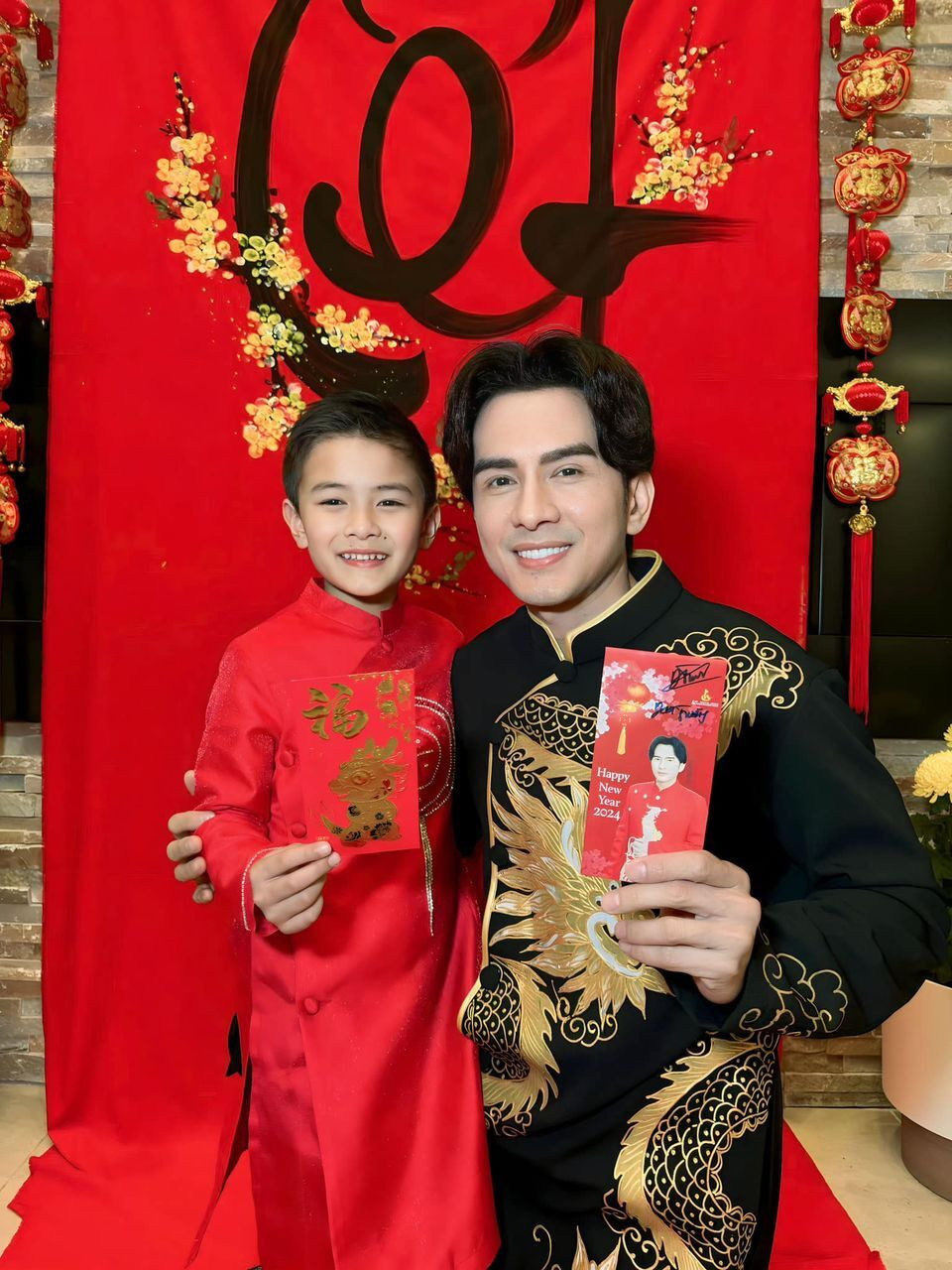 Sao Việt 15/2: Nhã Phương hé lộ mặt quý tử, Hương Giang úp mở có tình mới - 7