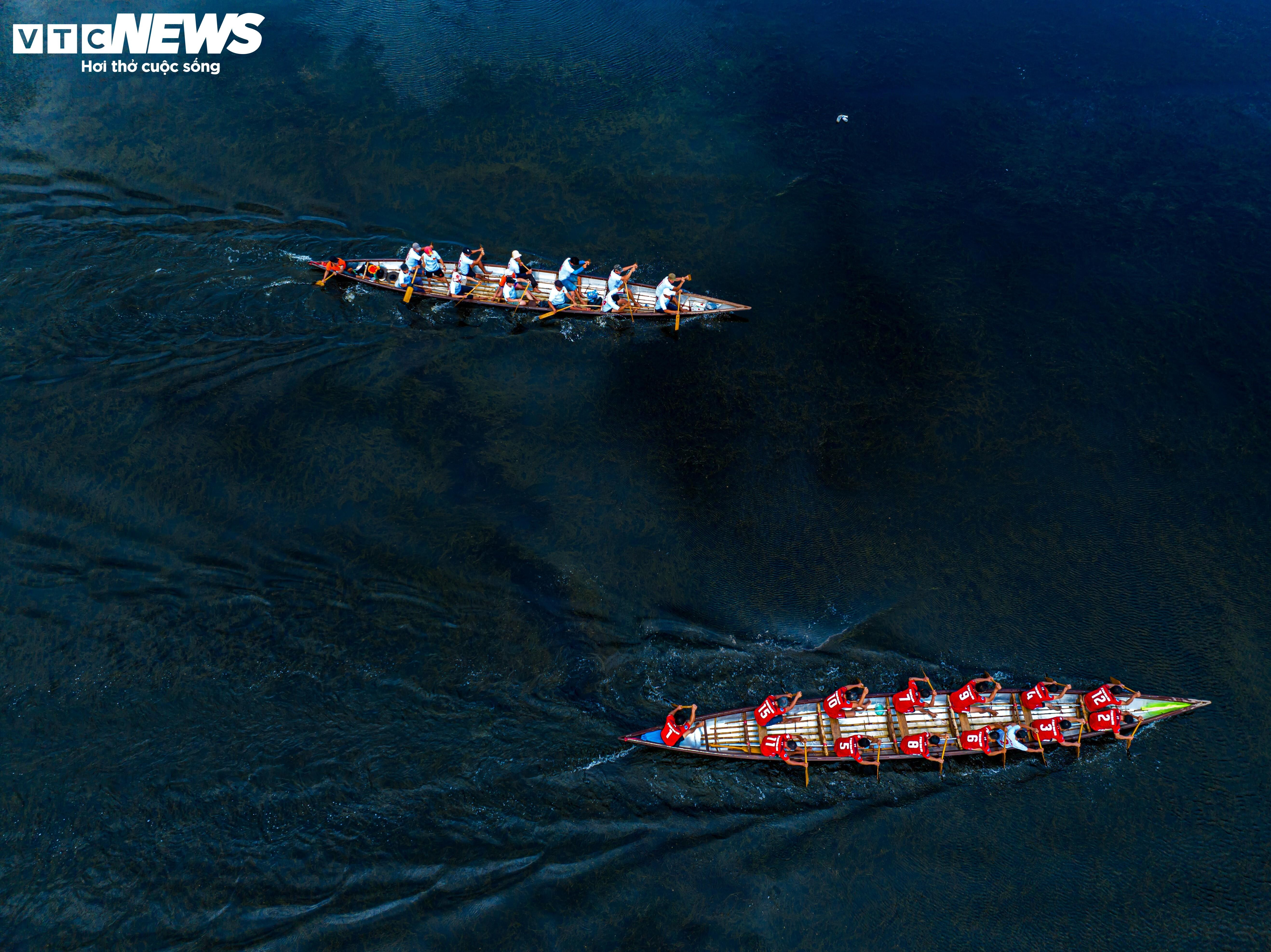 Lễ hội đua thuyền tại Bình Định: Nét văn hoá đặc sắc miền biển - 11