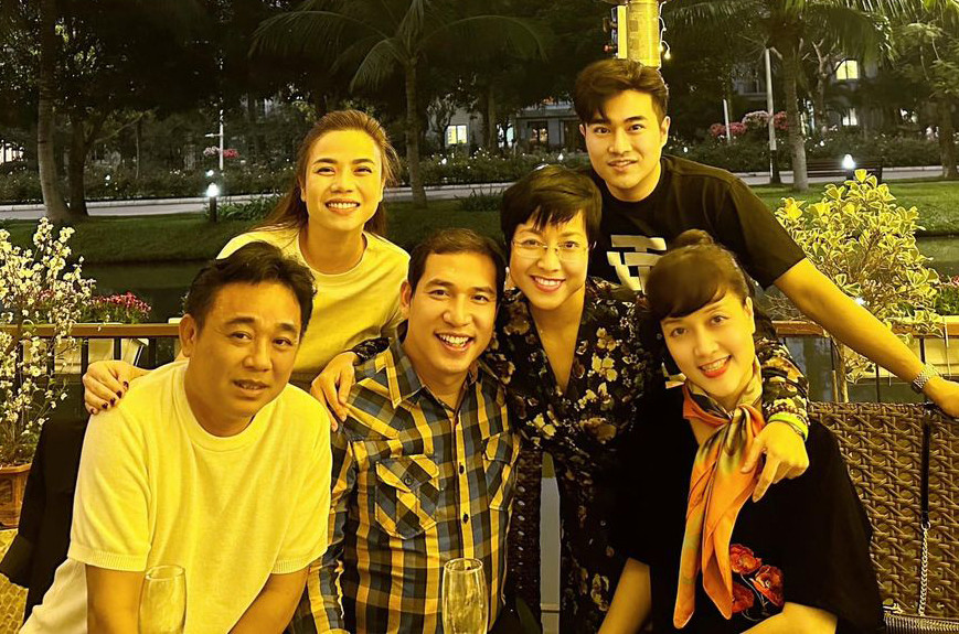 Sao Việt 21/2: Cháu gái Vũ Linh vui vẻ bên gia đình, Lan Ngọc diện biniki cắt xẻ - 3