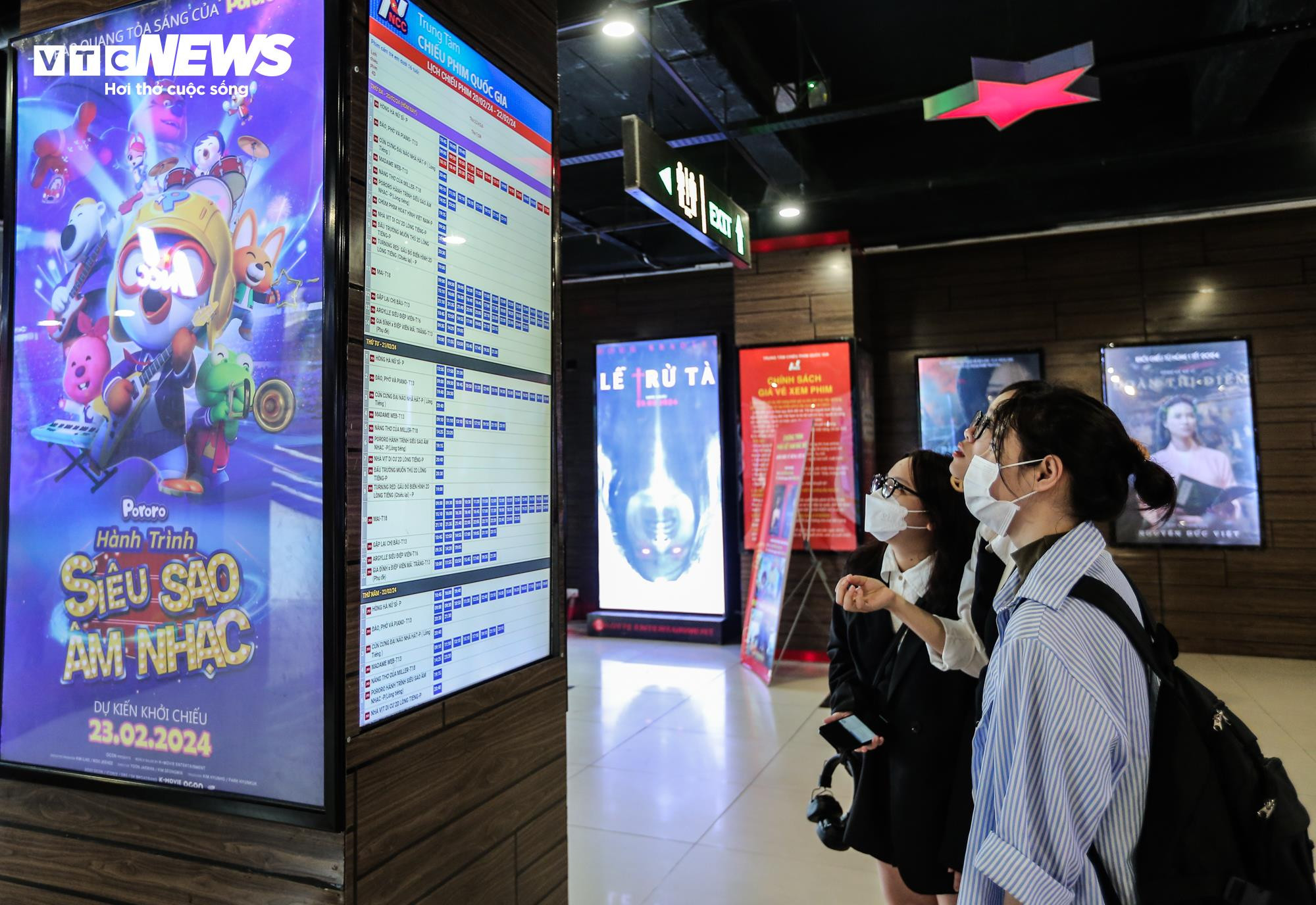 'Đào, phở và piano': Khán giả muốn xem phải ra rạp đặt vé cho ngày hôm sau - 3