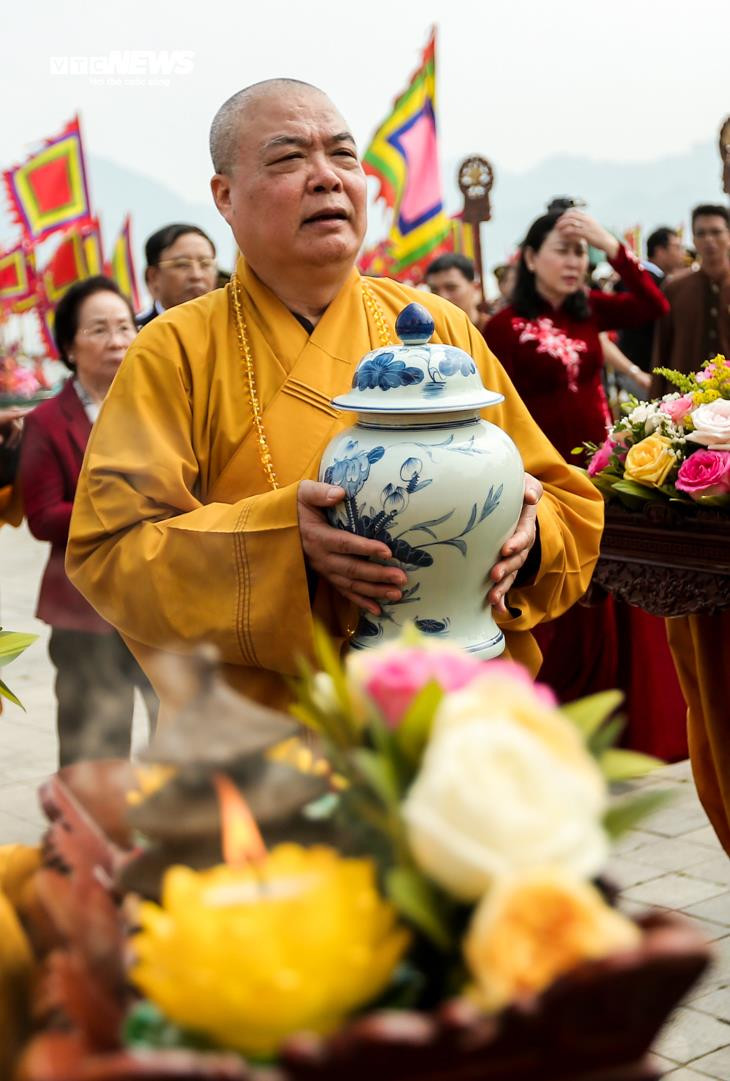 207 thuyền, 60 trai tráng tham gia rước nước ngày khai hội chùa Tam Chúc - 9