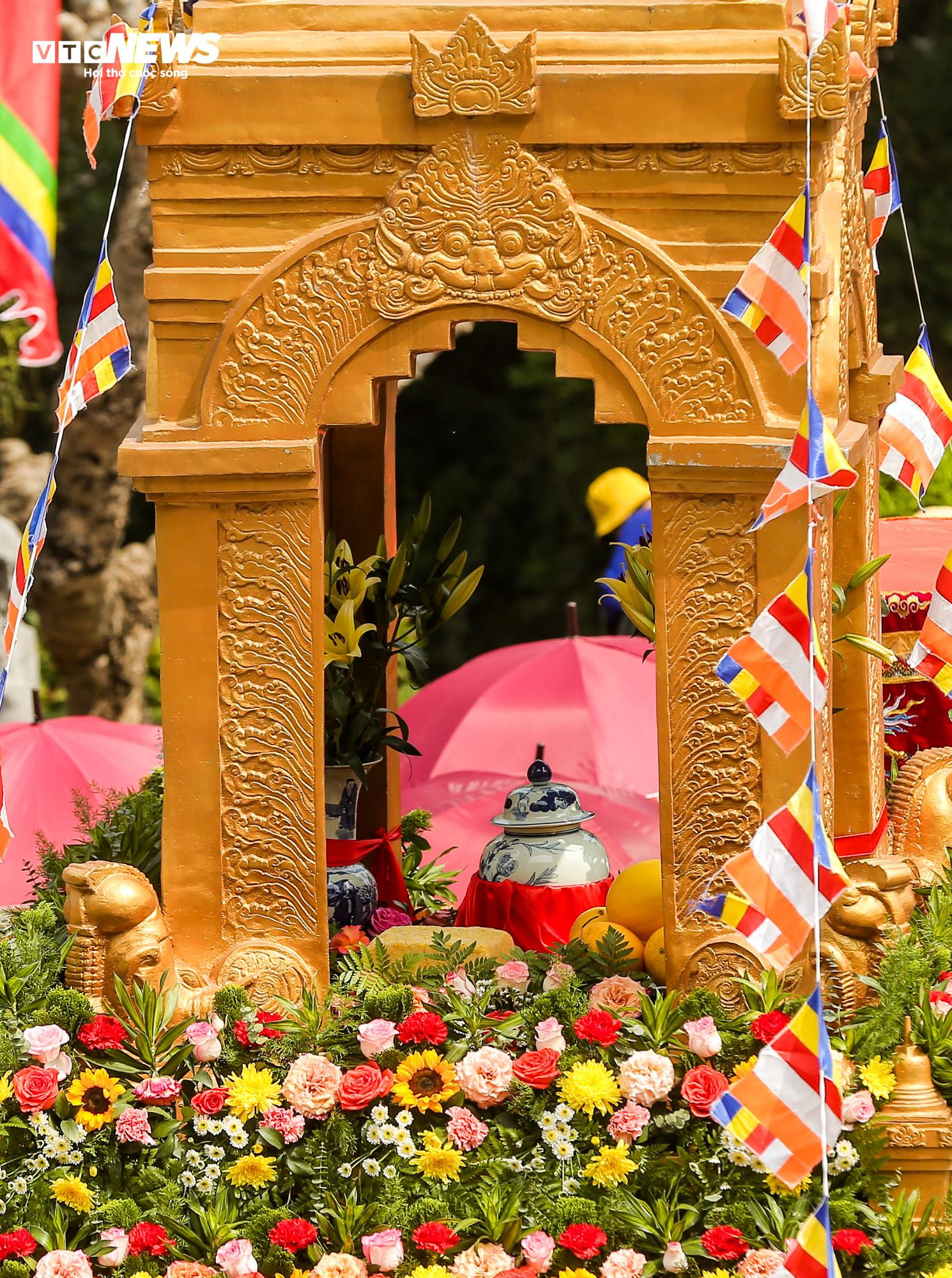 207 thuyền, 60 trai tráng tham gia rước nước ngày khai hội chùa Tam Chúc - 18