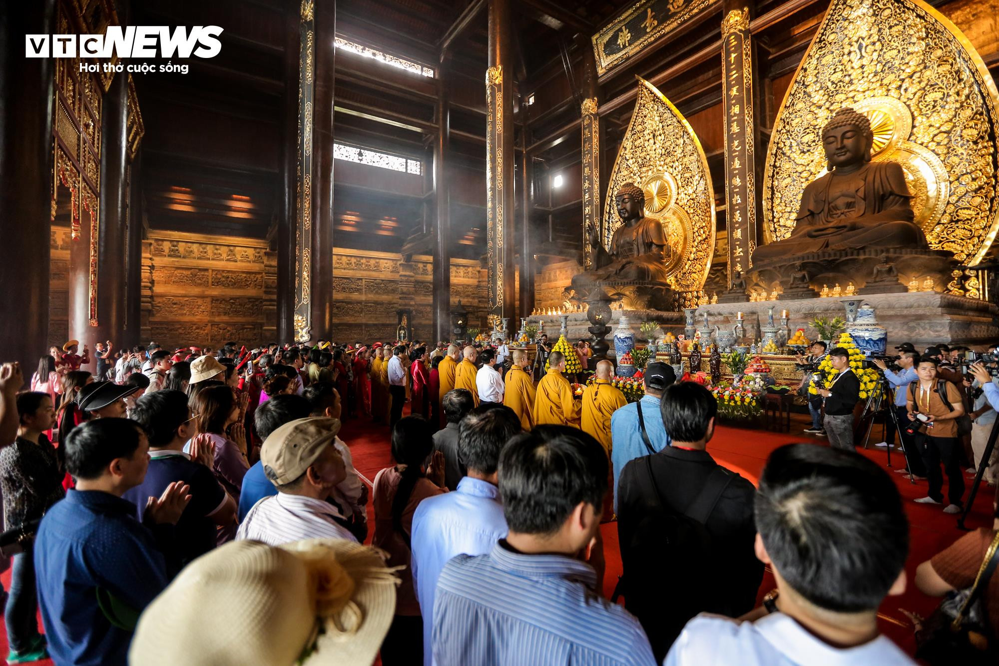 207 thuyền, 60 trai tráng tham gia rước nước ngày khai hội chùa Tam Chúc - 21