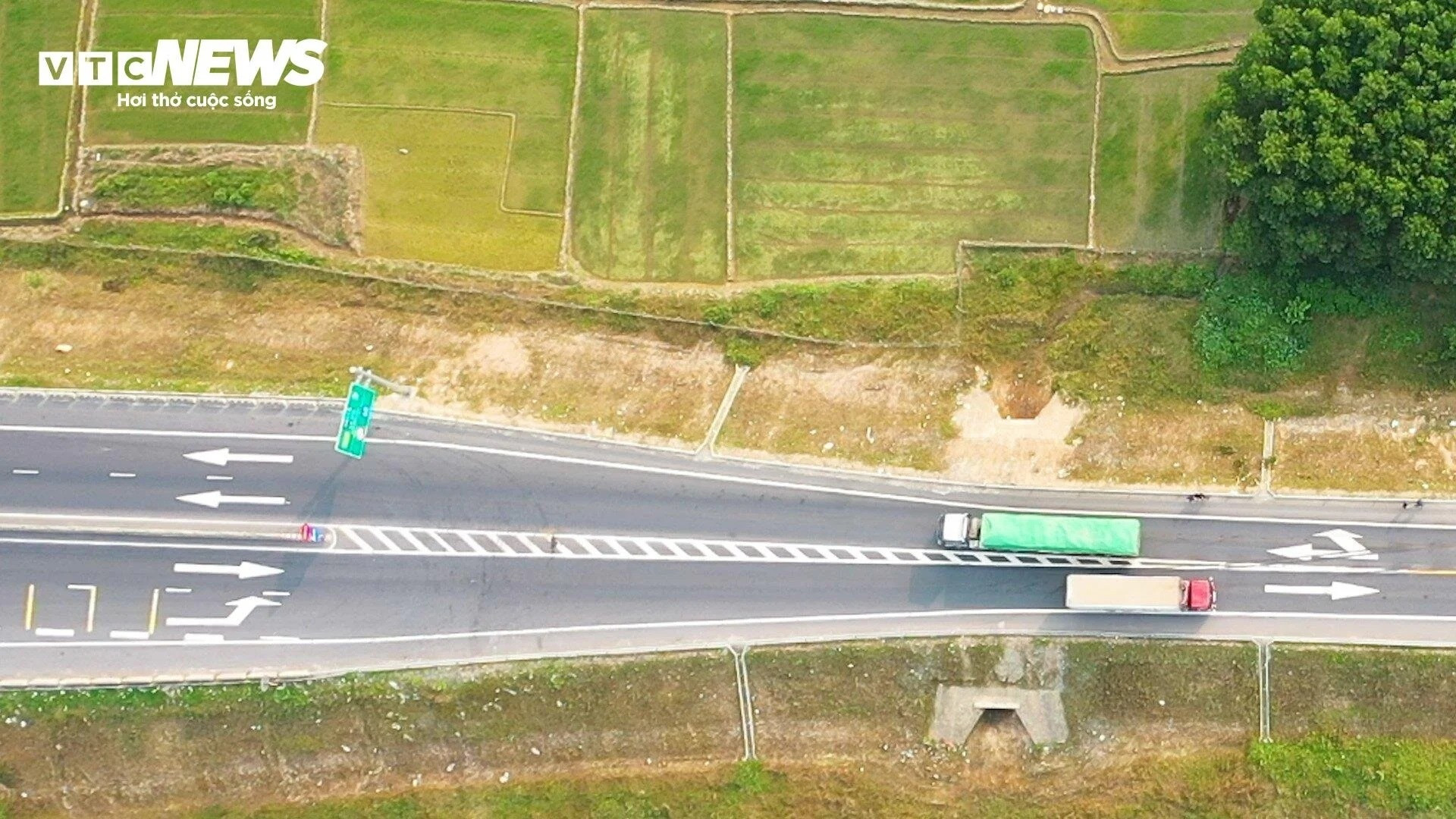 Cục Đường bộ: Nhiều cao tốc 2 làn chưa đạt chuẩn, sẽ có biện pháp xử lý sớm - 3