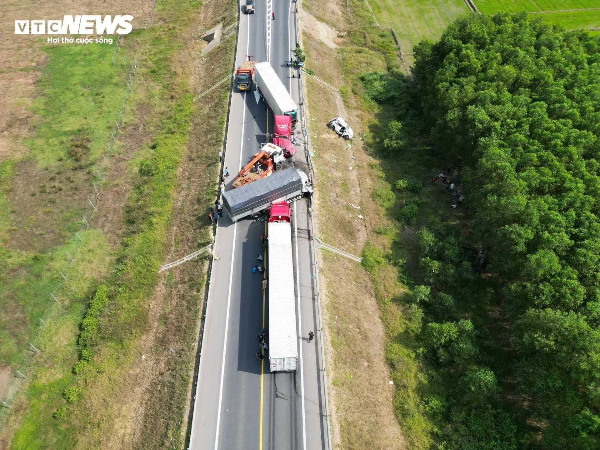Cục Đường bộ: Nhiều cao tốc 2 làn chưa đạt chuẩn, sẽ có biện pháp xử lý sớm - 1