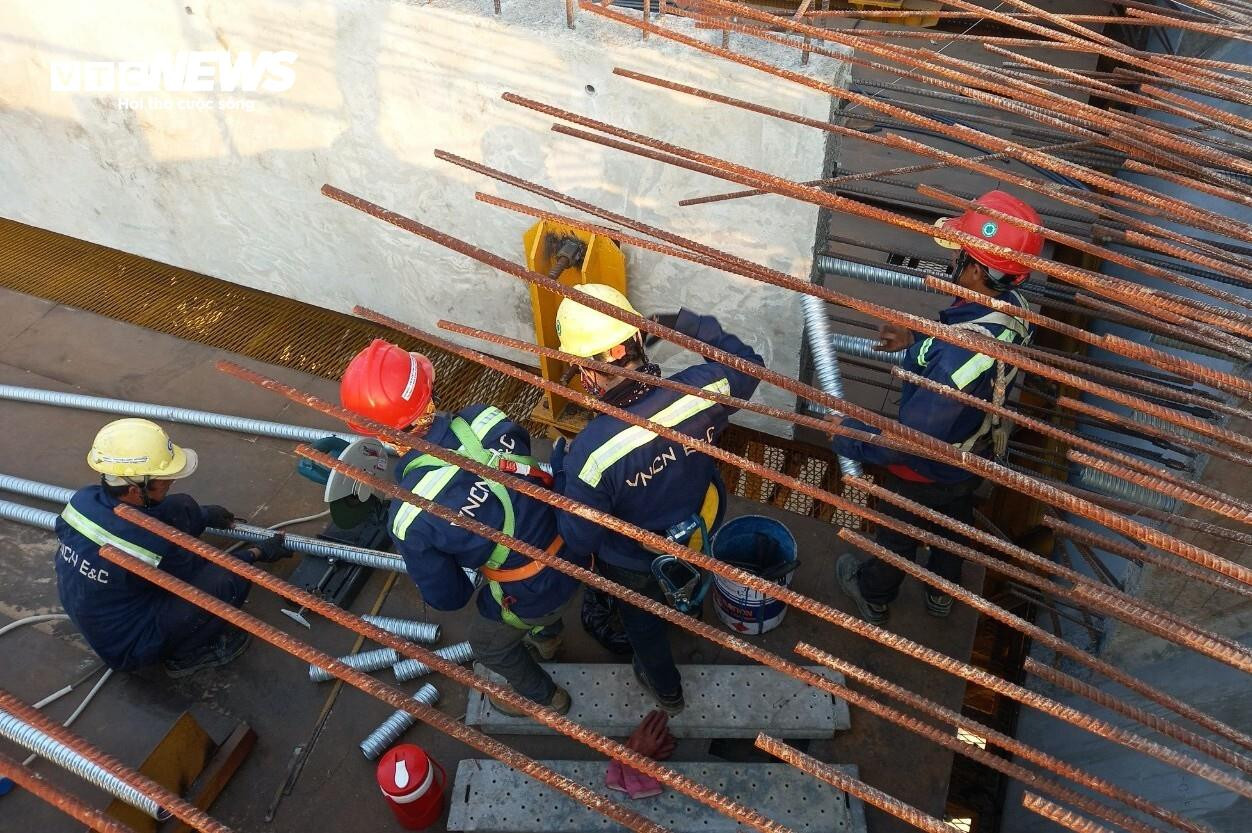 Cận cảnh dự án cầu vượt sông lớn nhất cao tốc Bến Lức - Long Thành - 9