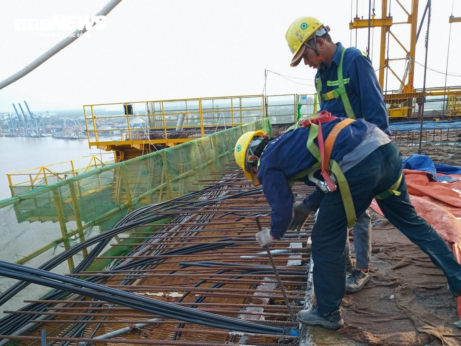 Cận cảnh dự án cầu vượt sông lớn nhất cao tốc Bến Lức - Long Thành - 8