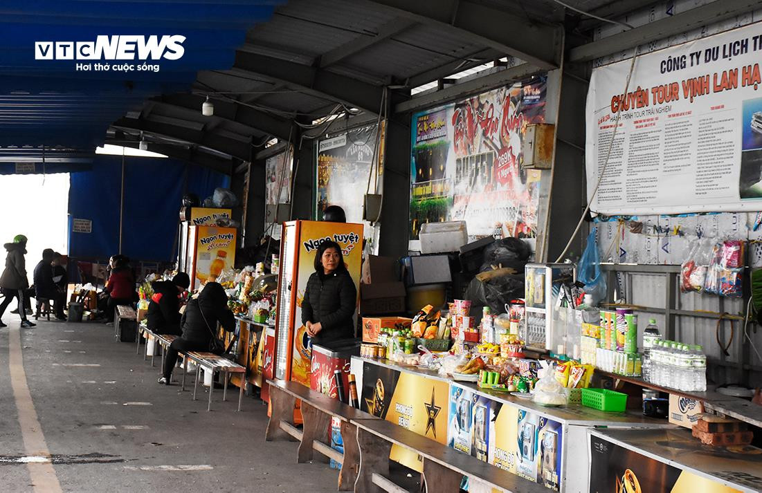 Những chuyến phà cuối cùng đưa du khách rời bến Gót sang đảo Cát Bà - 11