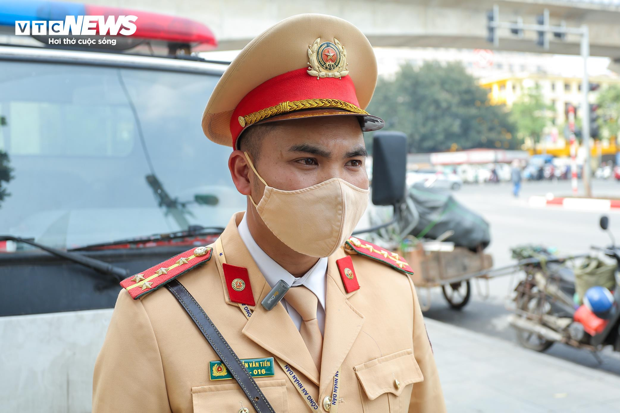 Uống vài chén rượu trong tiệc liên hoan 8/3, người đàn ông bị phạt 5 triệu đồng - 14