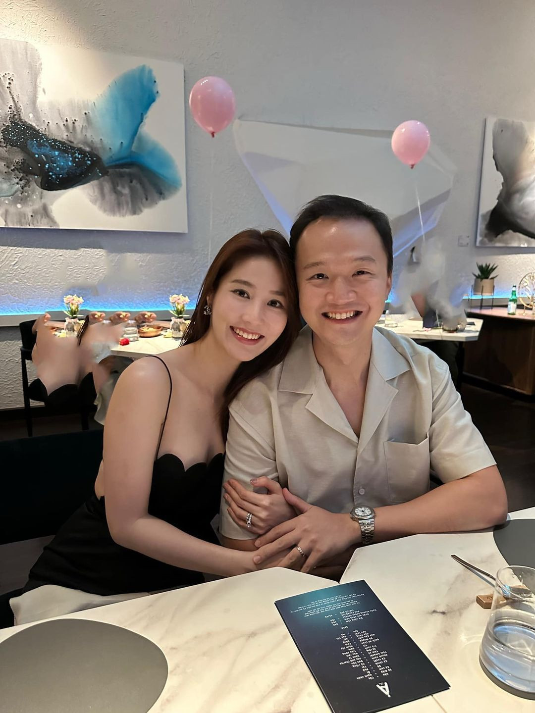 Sao Việt 9/3: Vợ chồng Hà Tăng diện áo đôi đi ăn vỉa hè, Mỹ Tâm hôn mẹ - 8