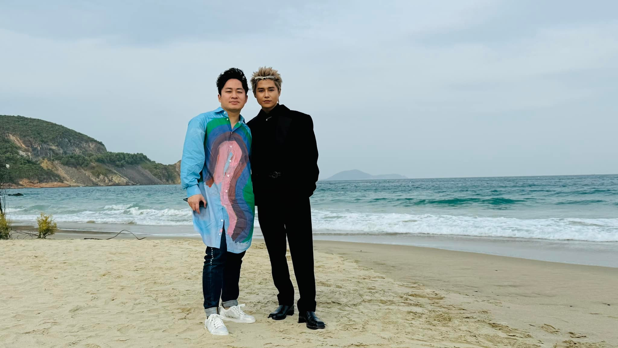 Sao Việt 10/3: Lệ Quyên tổ chức sinh nhật cho bạn trai, Lan Phương khoe con gái - 10