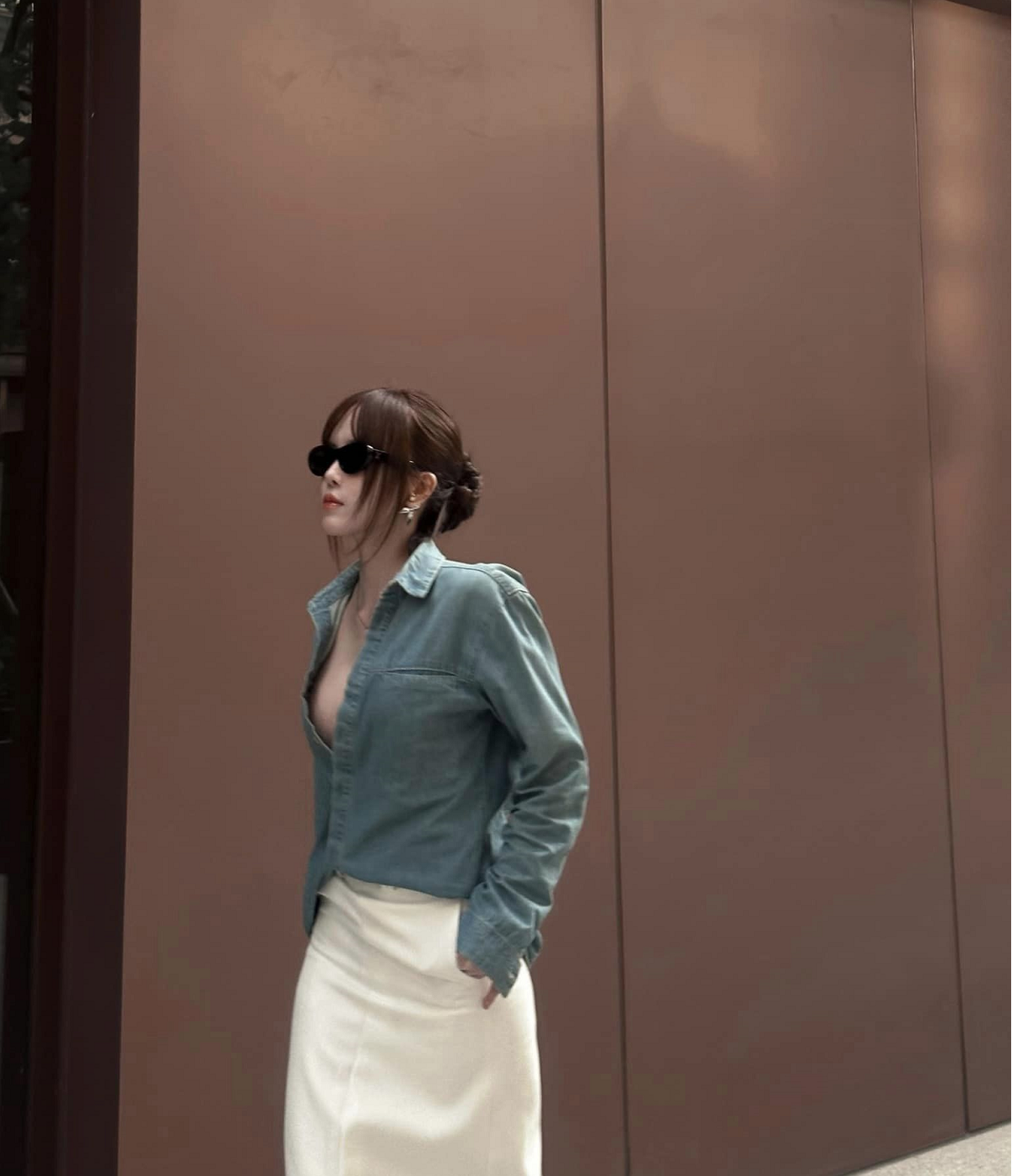 Sao Việt 11/3: Lý Hùng trẻ trung, Thanh Hằng đắm đuối ngắm chồng - 5