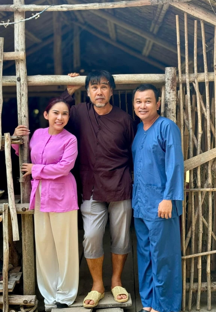 Sao Việt 12/3: Hoa hậu Ý Nhi thăng hạng nhan sắc, Hồng Vân trẻ đẹp bất ngờ - 4