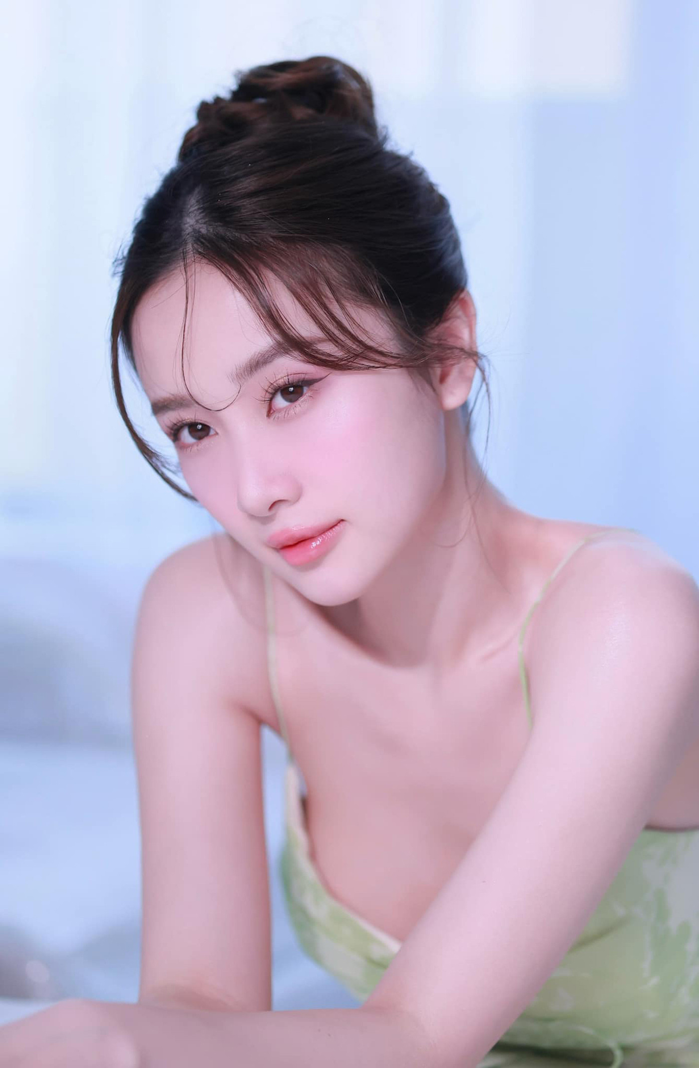 Sao Việt 13/3: Phan Hiển muốn sinh thêm con, Thương Tín lộ diện tươi tắn - 3