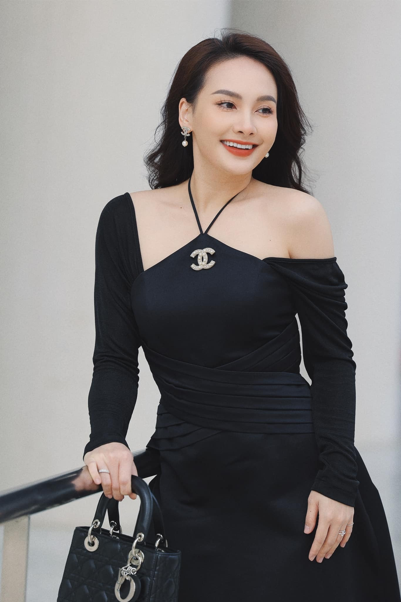 Sao Việt 13/3: Phan Hiển muốn sinh thêm con, Thương Tín lộ diện tươi tắn - 5