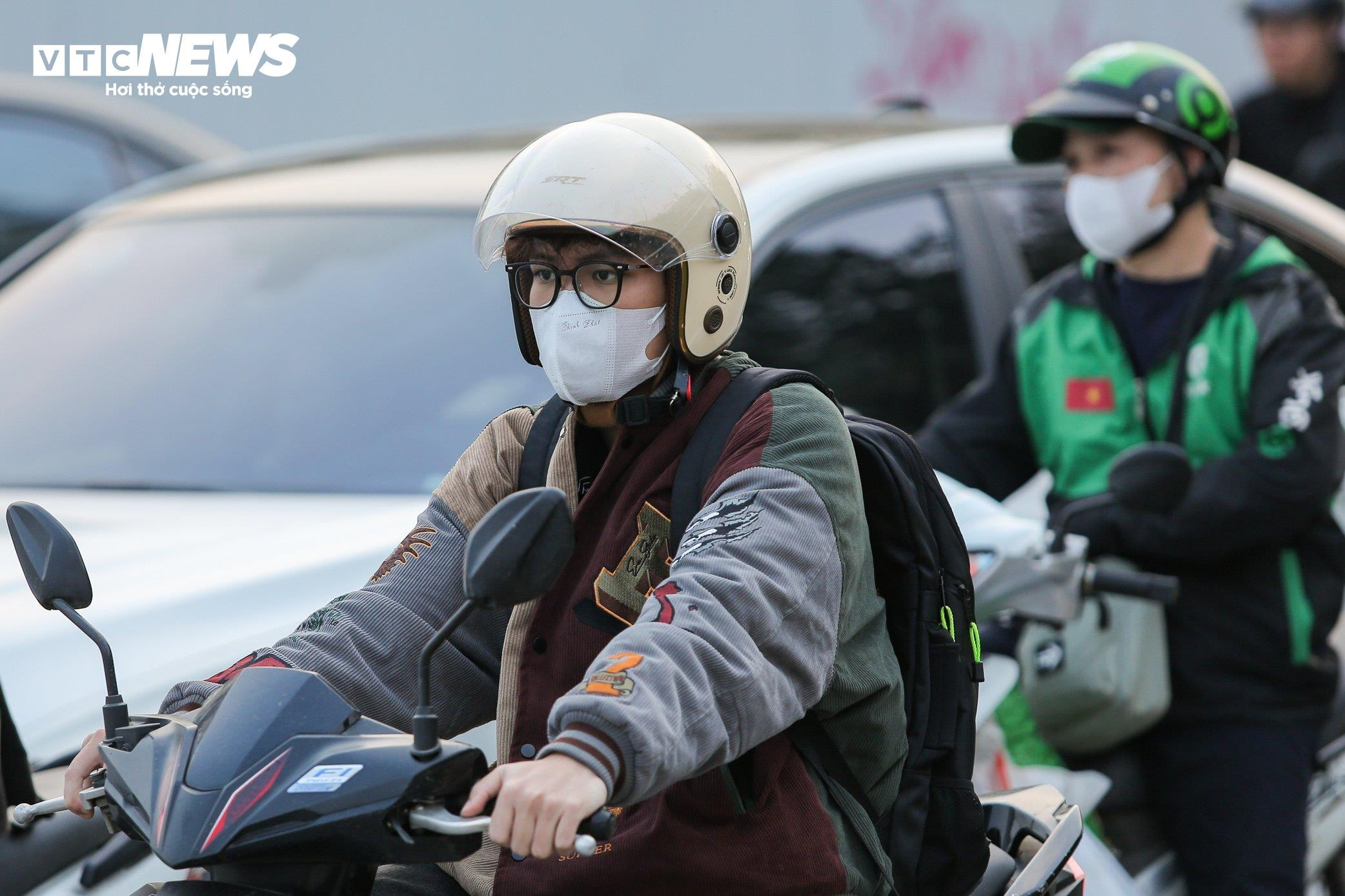 Hà Nội: Thu hẹp rào chắn, không còn cảnh ùn tắc tại nút giao Đại lộ Thăng Long - 8