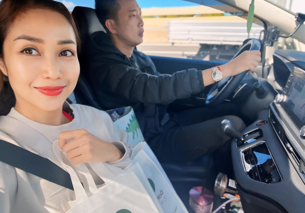 Sao Việt 22/3: Trấn Thành qua Mỹ quảng bá phim 'Mai', Đỗ Thị Hà đẹp sang chảnh - 6