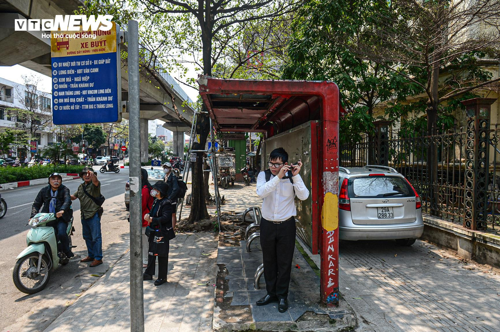 Chàng khiếm thị mê sáo trúc và hành trình mang âm nhạc chữa lành vết thương - 6