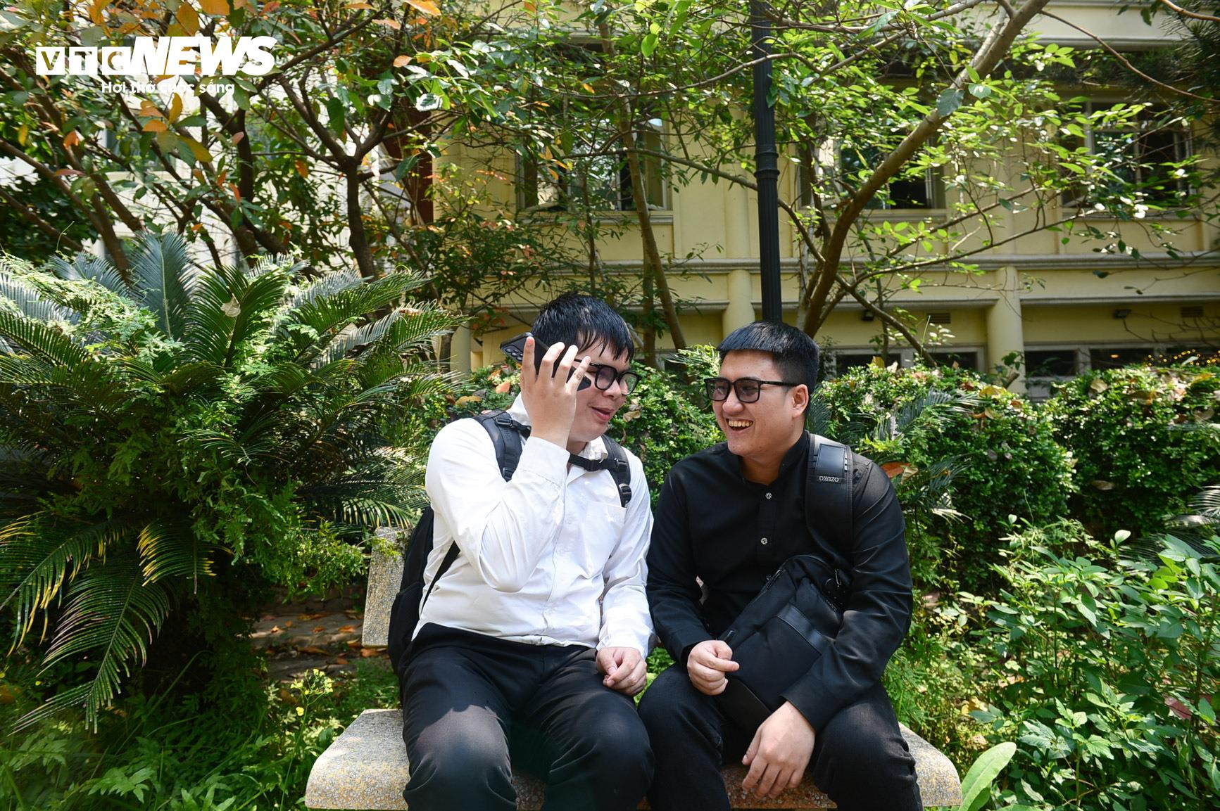 Chàng khiếm thị mê sáo trúc và hành trình mang âm nhạc chữa lành vết thương - 12